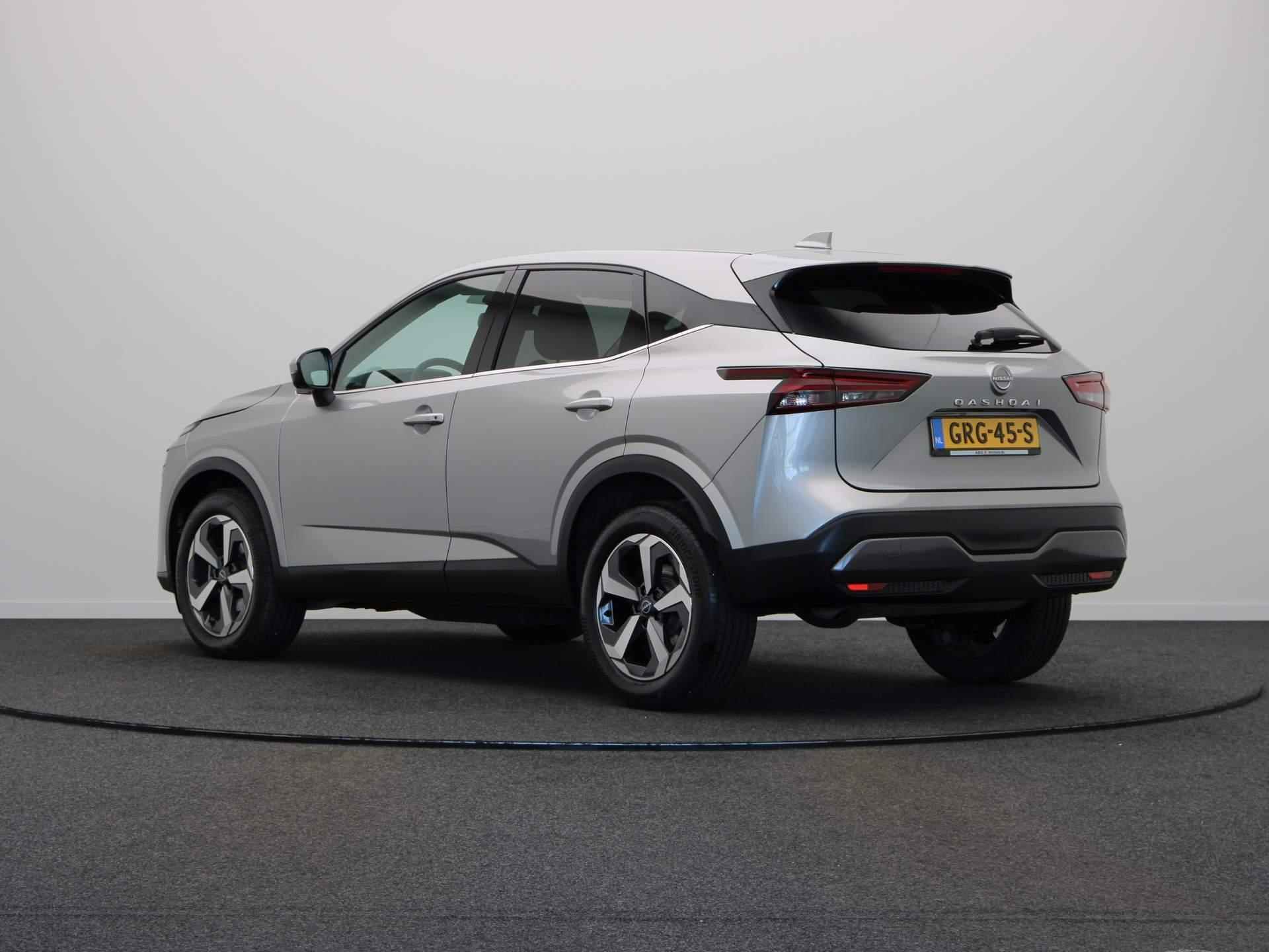 Nissan Qashqai 158pk MHEV Xtronic N-Connecta | 360 graden camera | Adaptieve cruise control | Stoel & Stuurverwarming | Navigatie | Licht metalen wielen | - 2/49