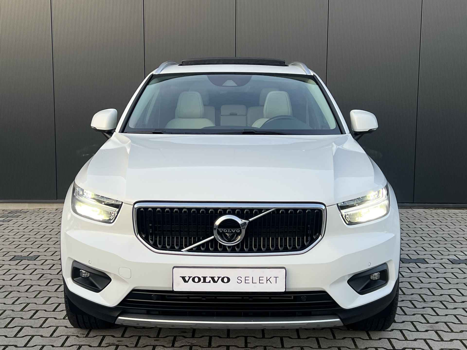 Volvo XC40 1.5 T2 Business Pro | Panoramadak | 360 Camera | Leder | BLIS | Harman Kardon | Adaptieve Cruise control | - 18/46