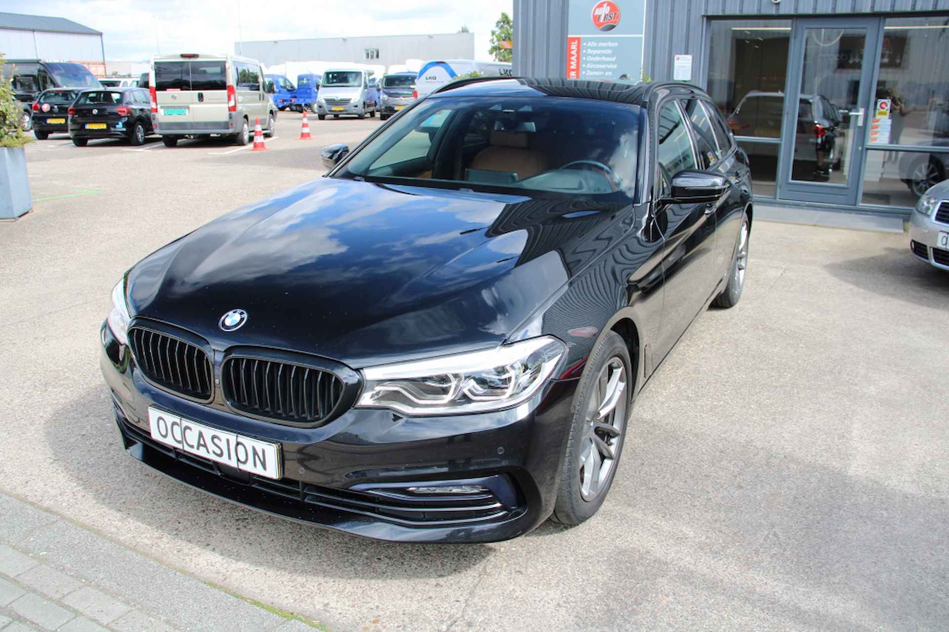 Bmw 5-serie Touring 530d High Executive - 2/22