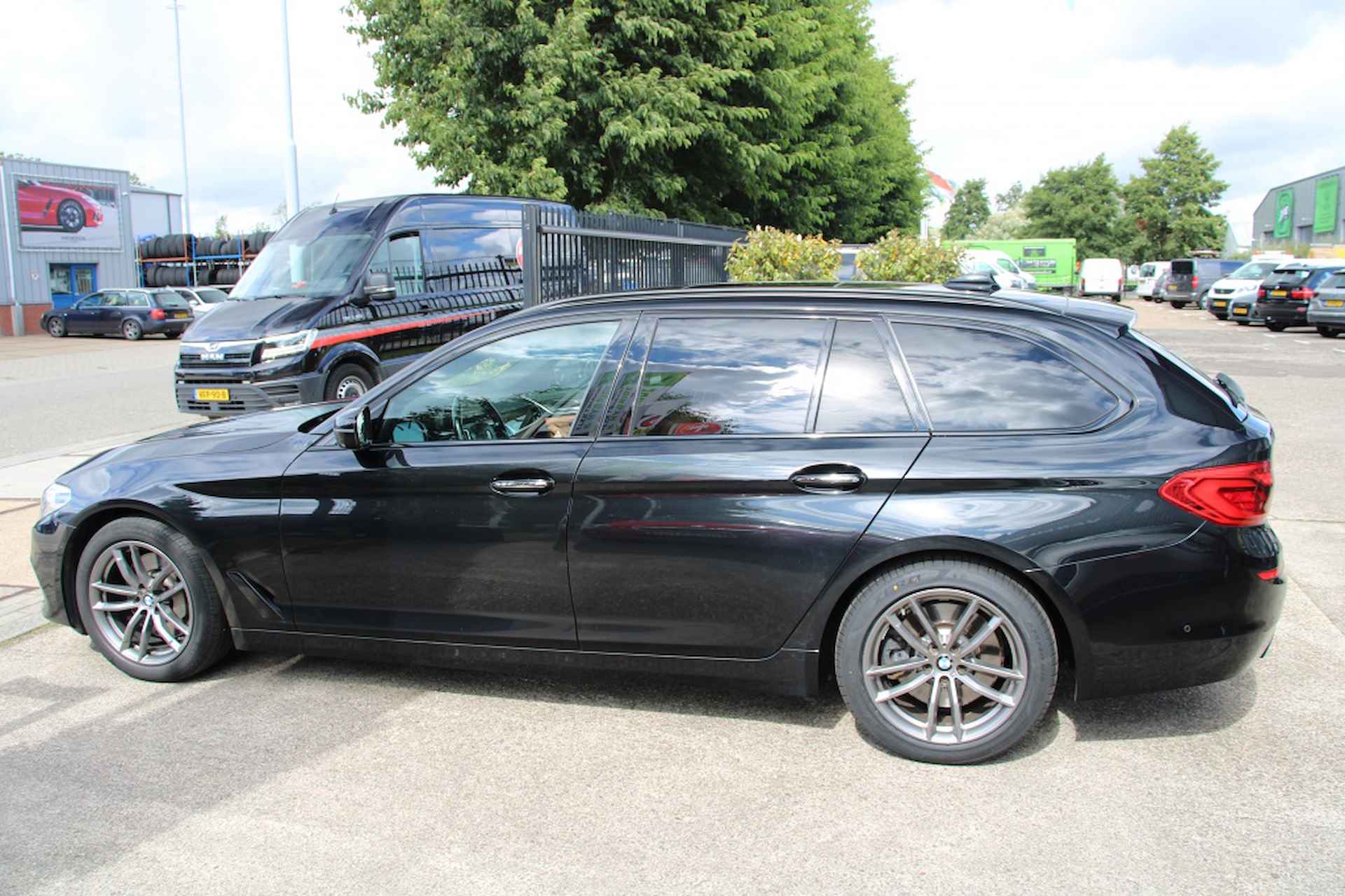 Bmw 5-serie Touring 530d High Executive - 4/22