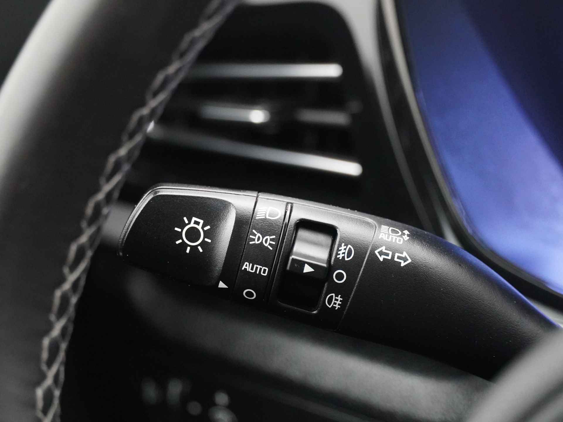 Kia Niro 1.6 GDi Hybrid DynamicLine - Cruise Control - Achteruitrijcamera - Apple CarPlay/Android Auto - Parkeersensoren - Fabrieksgarantie tot 10-2026 - 26/49