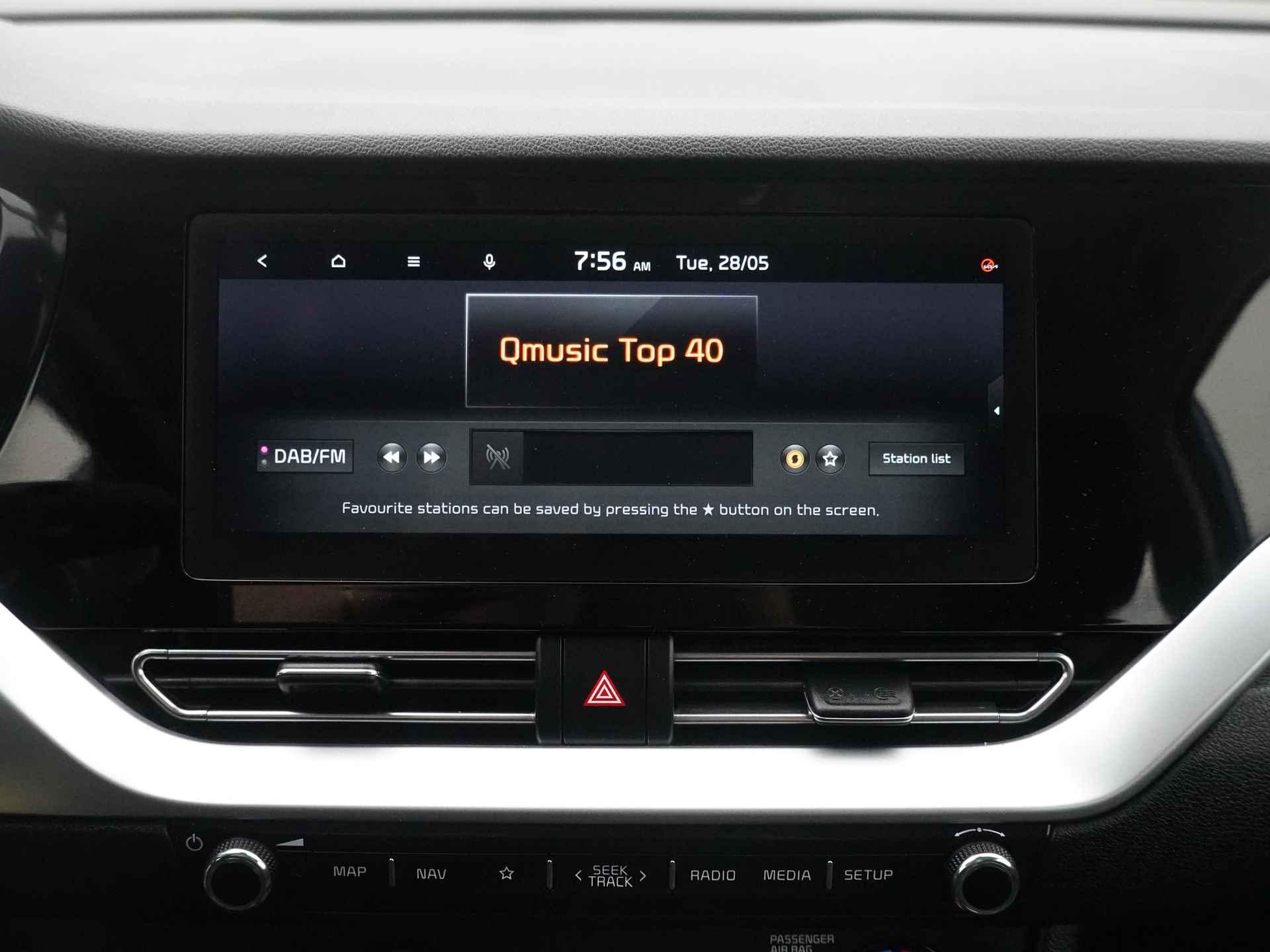 Kia Niro 1.6 GDi Hybrid DynamicLine - Cruise Control - Achteruitrijcamera - Apple CarPlay/Android Auto - Parkeersensoren - Fabrieksgarantie tot 10-2026 - 32/49