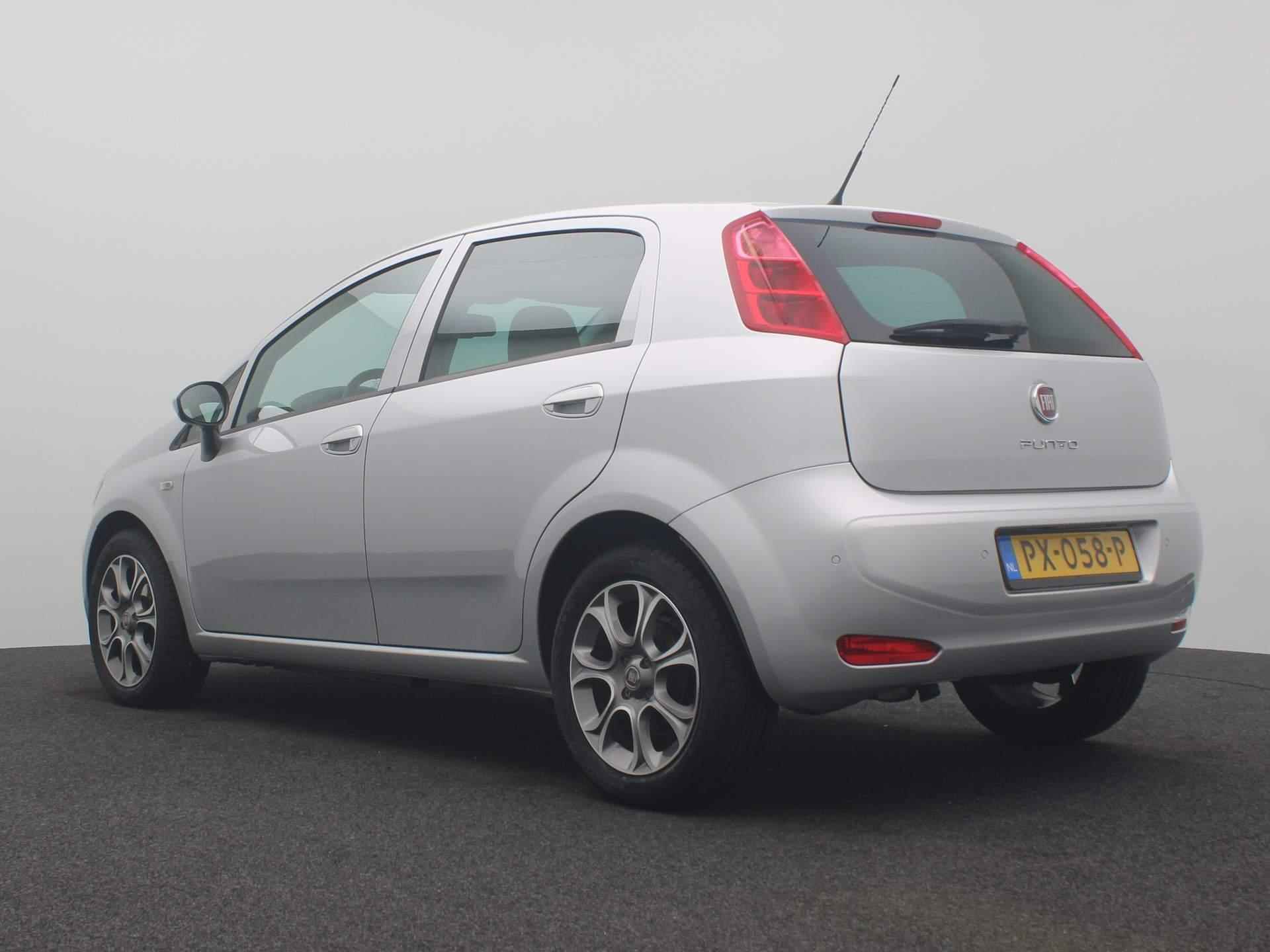 Fiat Punto Evo 0.9 TwinAir Sempre | Navigatie | Climate Control | Parkeersensoren | - 3/39