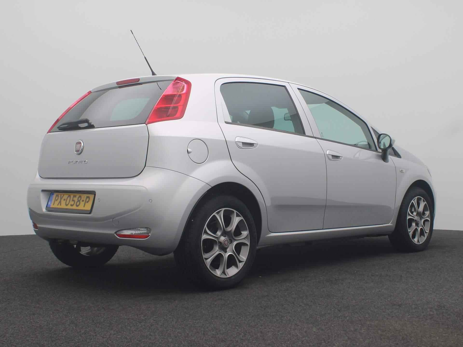 Fiat Punto Evo 0.9 TwinAir Sempre | Navigatie | Climate Control | Parkeersensoren | - 5/39