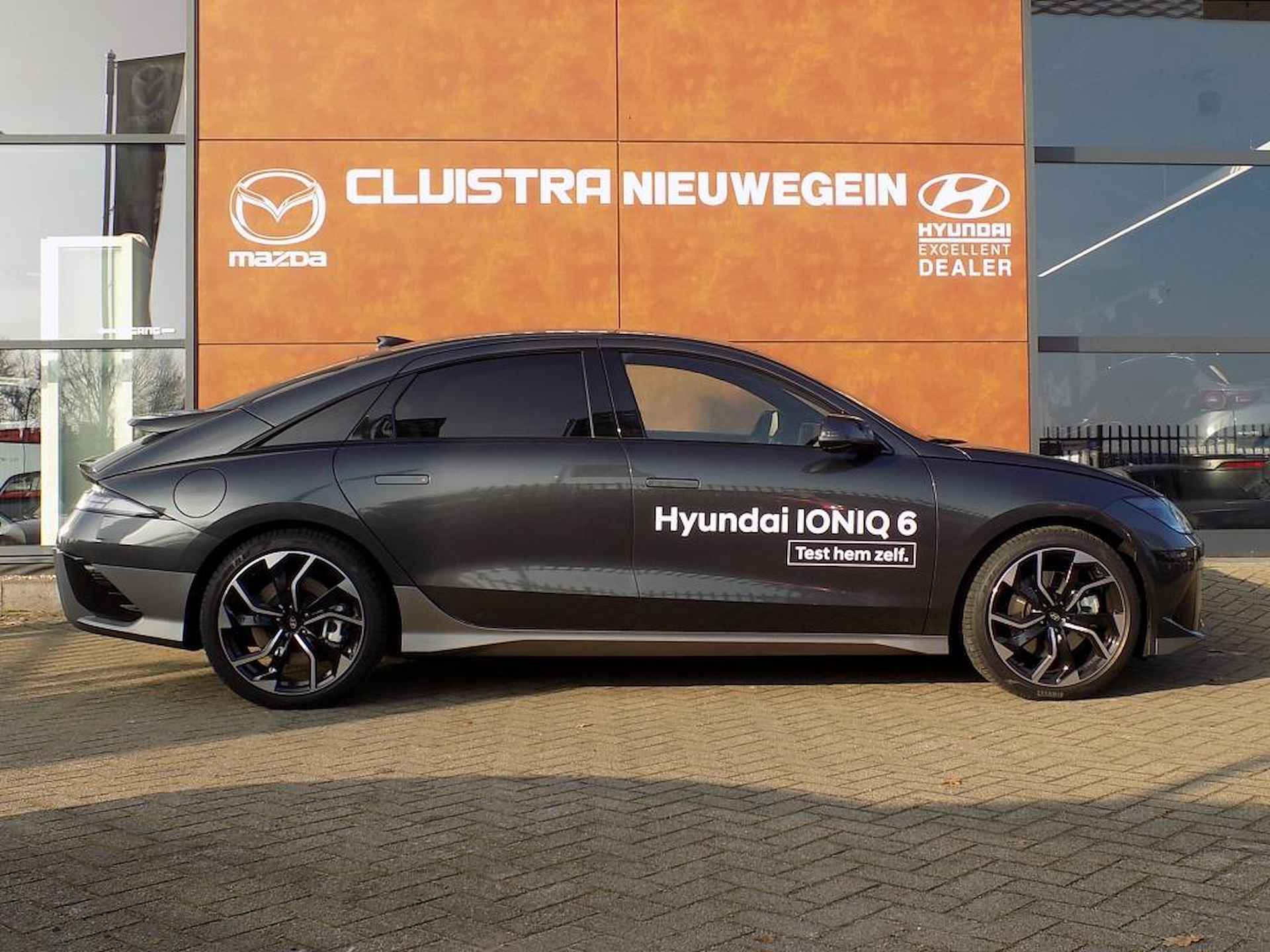 Hyundai IONIQ 6 Connect 77 kWh | 20'' velgen | Head-up display | Navigatie | Camera - 3/24
