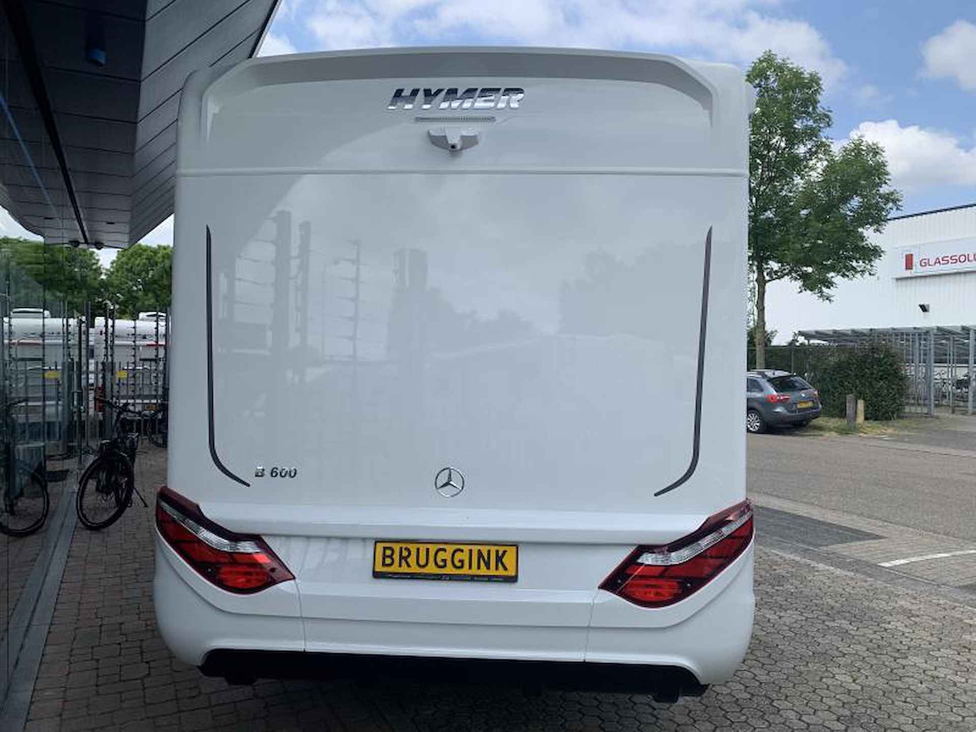 Hymer BMC-T WhiteLine  -2 APARTE BEDDEN 9G AUTOM - 5/25