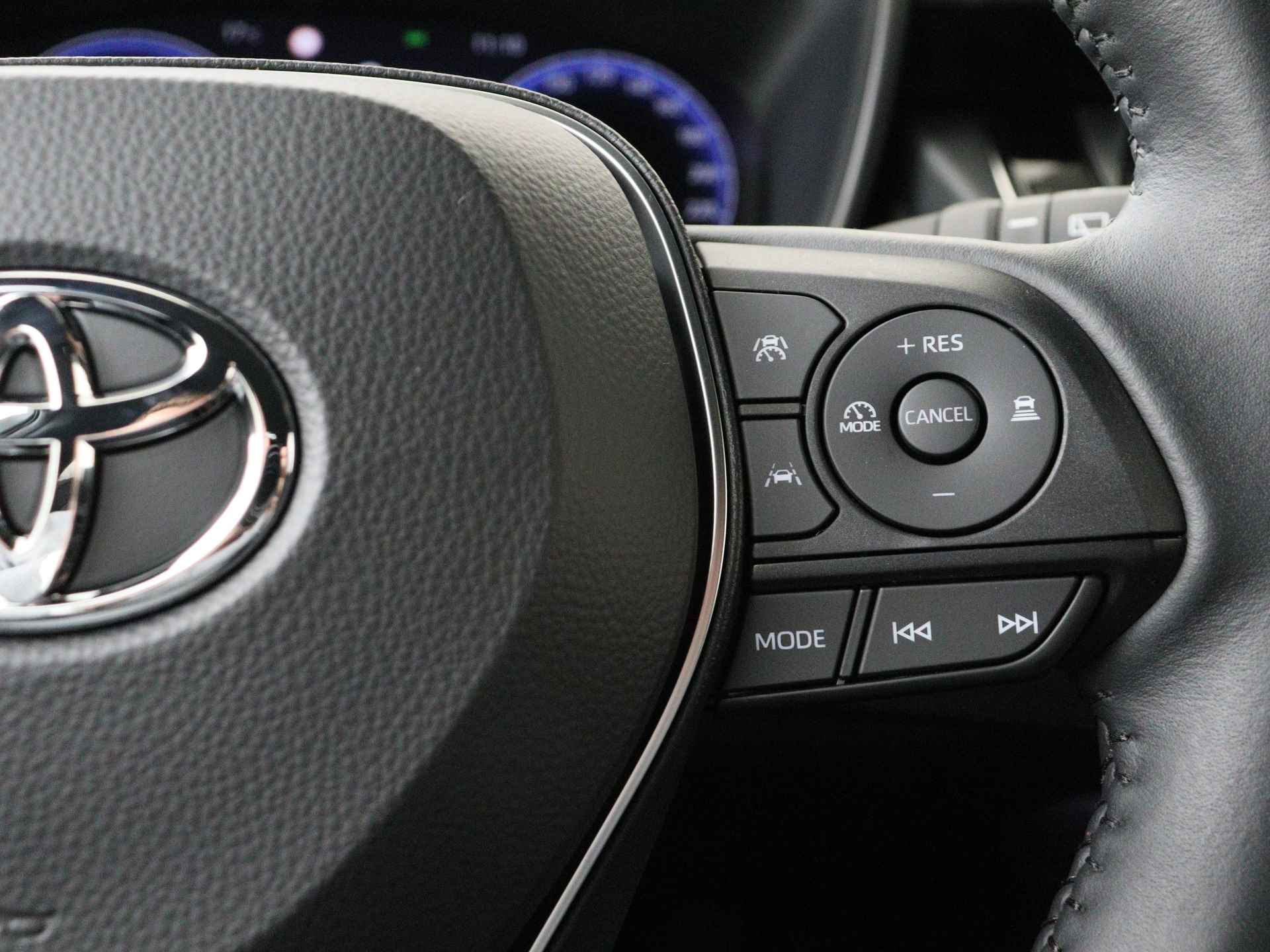 Toyota Corolla 1.8 Hybrid Executive | Demo | Head-Up Display | JBL | Climate Control | Cruise control-adaptive | DAB+ | stoelverwarming - 18/49
