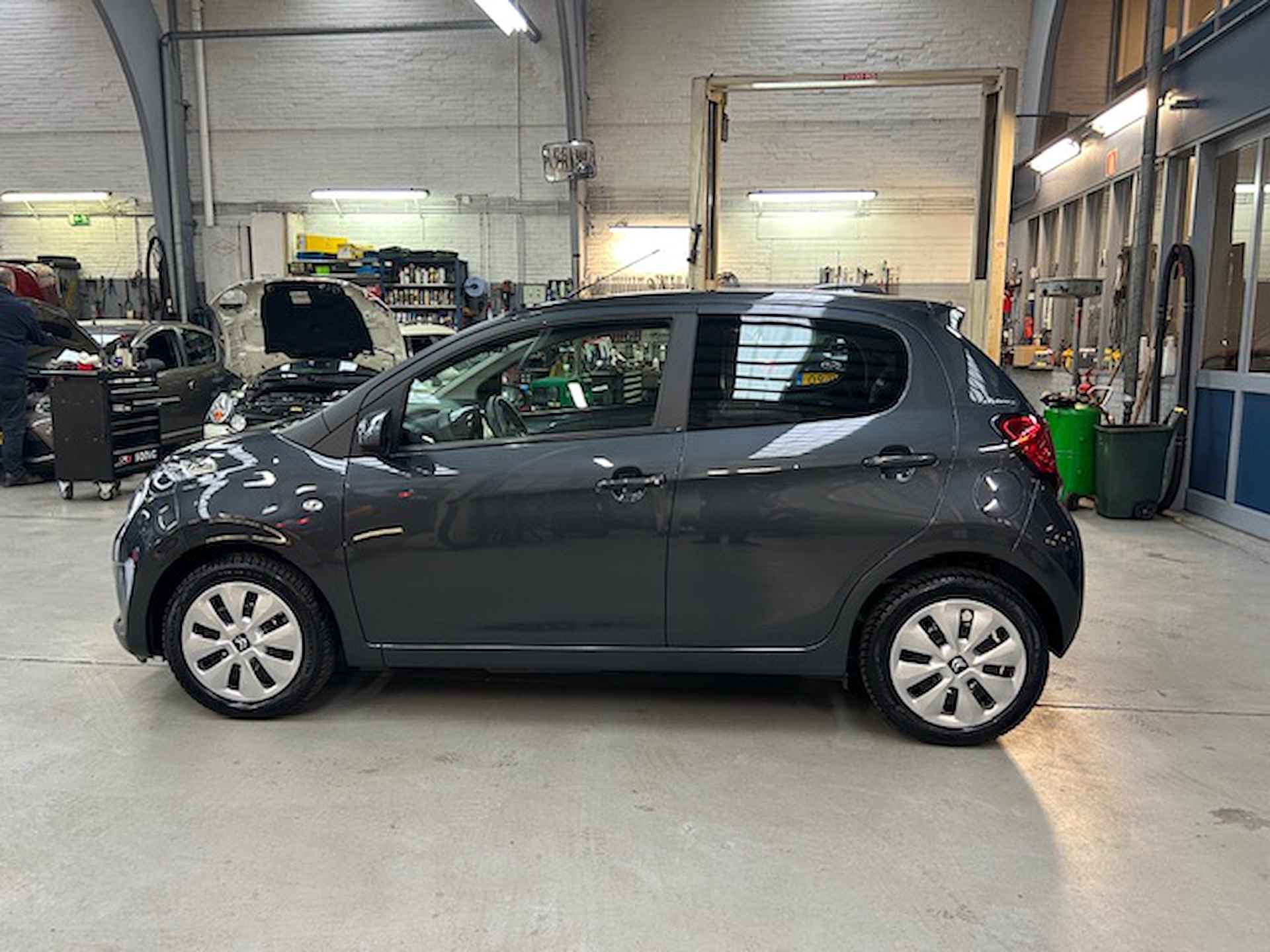 CITROEN C1 1.0 VTi 72PK 5D Feel | Airco | Apple carplay / Android auto | Bluetooth | NAP | Rijklaar prijs! - 4/16