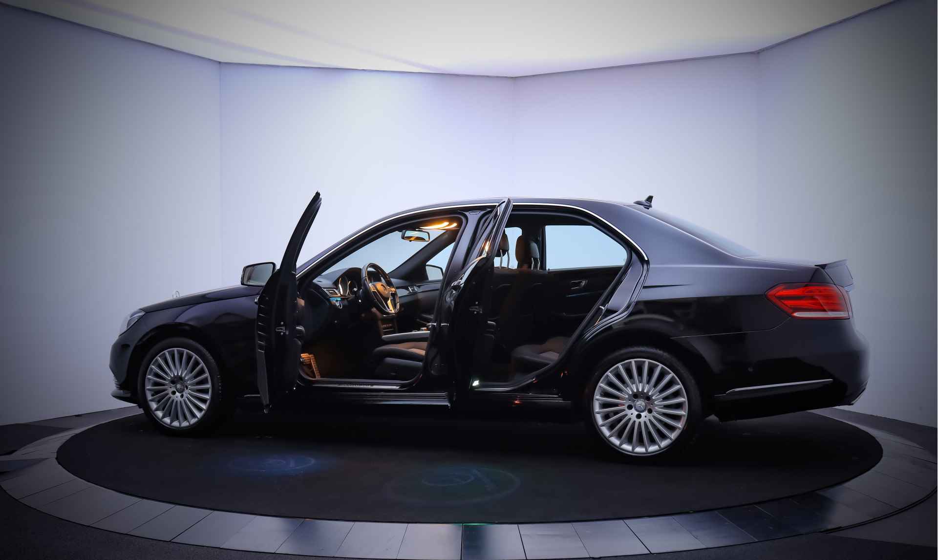 Mercedes-Benz E-Klasse 200Aut.Elegance Selection LED/360 CAM/NAVI/CLIMA/CRUISE/STOELVERW./PDC V+A/LMV 18'' - 9/25
