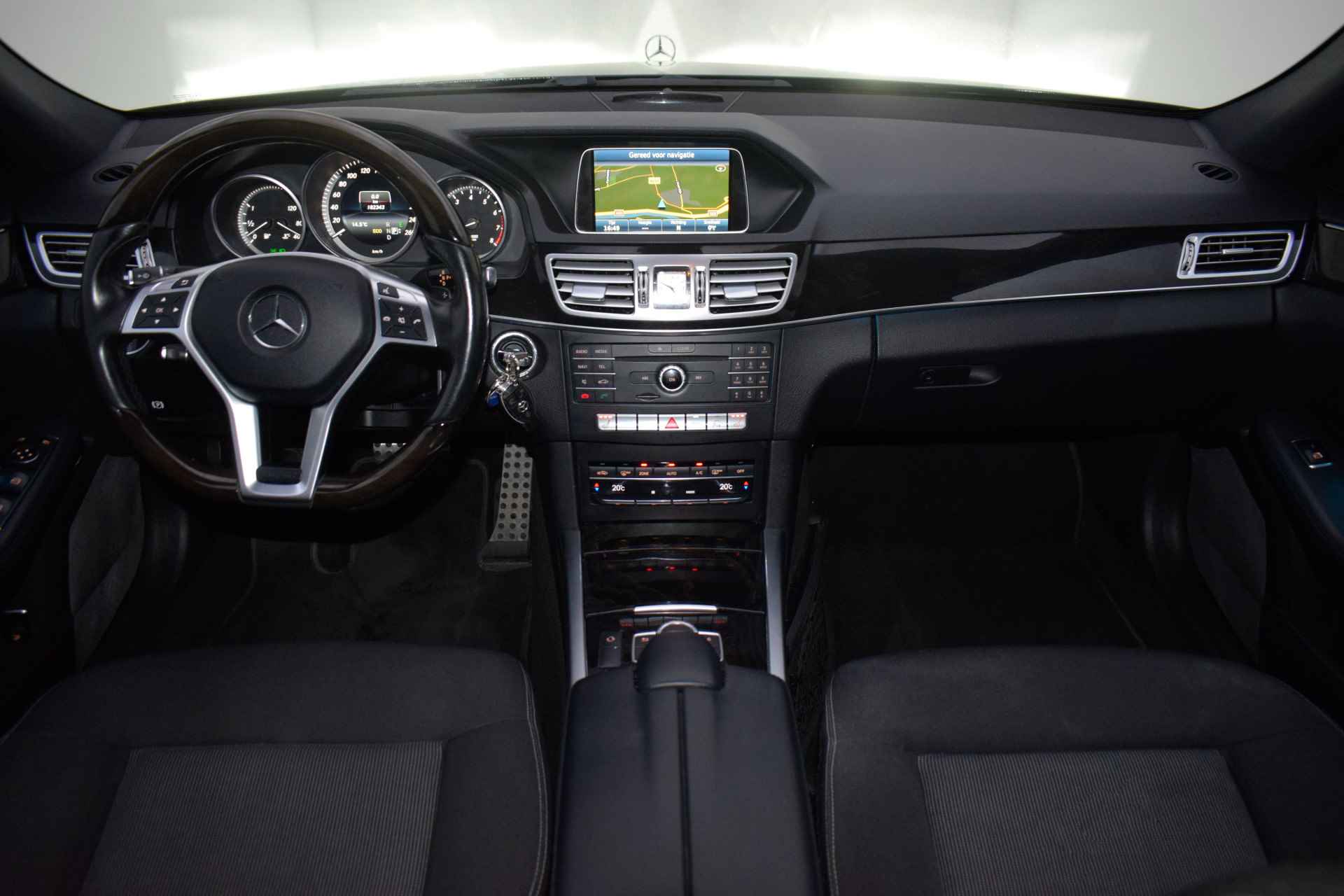 Mercedes-Benz E-Klasse 200Aut.Elegance Selection LED/360 CAM/NAVI/CLIMA/CRUISE/STOELVERW./PDC V+A/LMV 18'' - 16/25