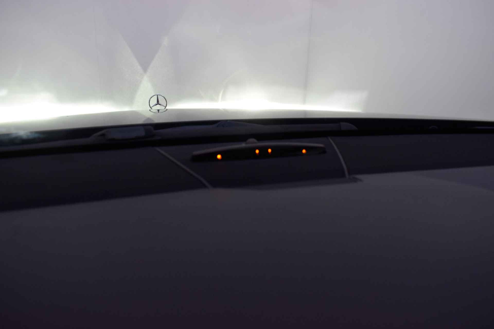 Mercedes-Benz E-Klasse 200Aut.Elegance Selection LED/360 CAM/NAVI/CLIMA/CRUISE/STOELVERW./PDC V+A/LMV 18'' - 21/25