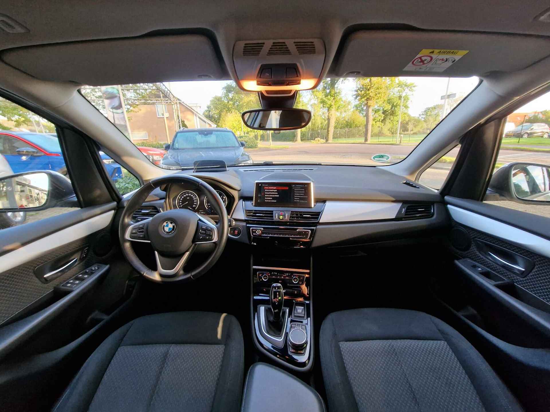 BMW 2-serie Active Tourer 218i Executive EditionLed-koplampen|Camera|elect.stoelen|Clima|Cruise| - 3/21