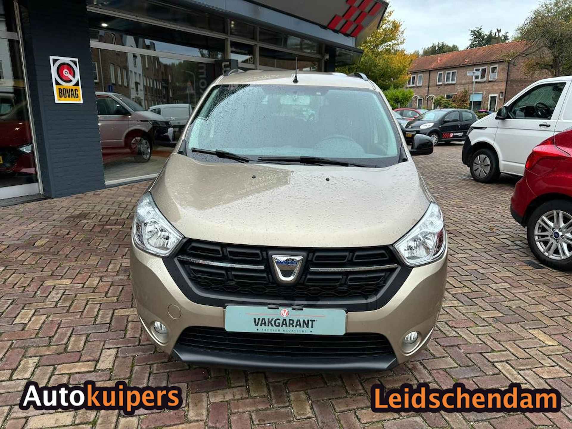 Dacia Lodgy 1.3 TCe Comfort 7p. - 2/11