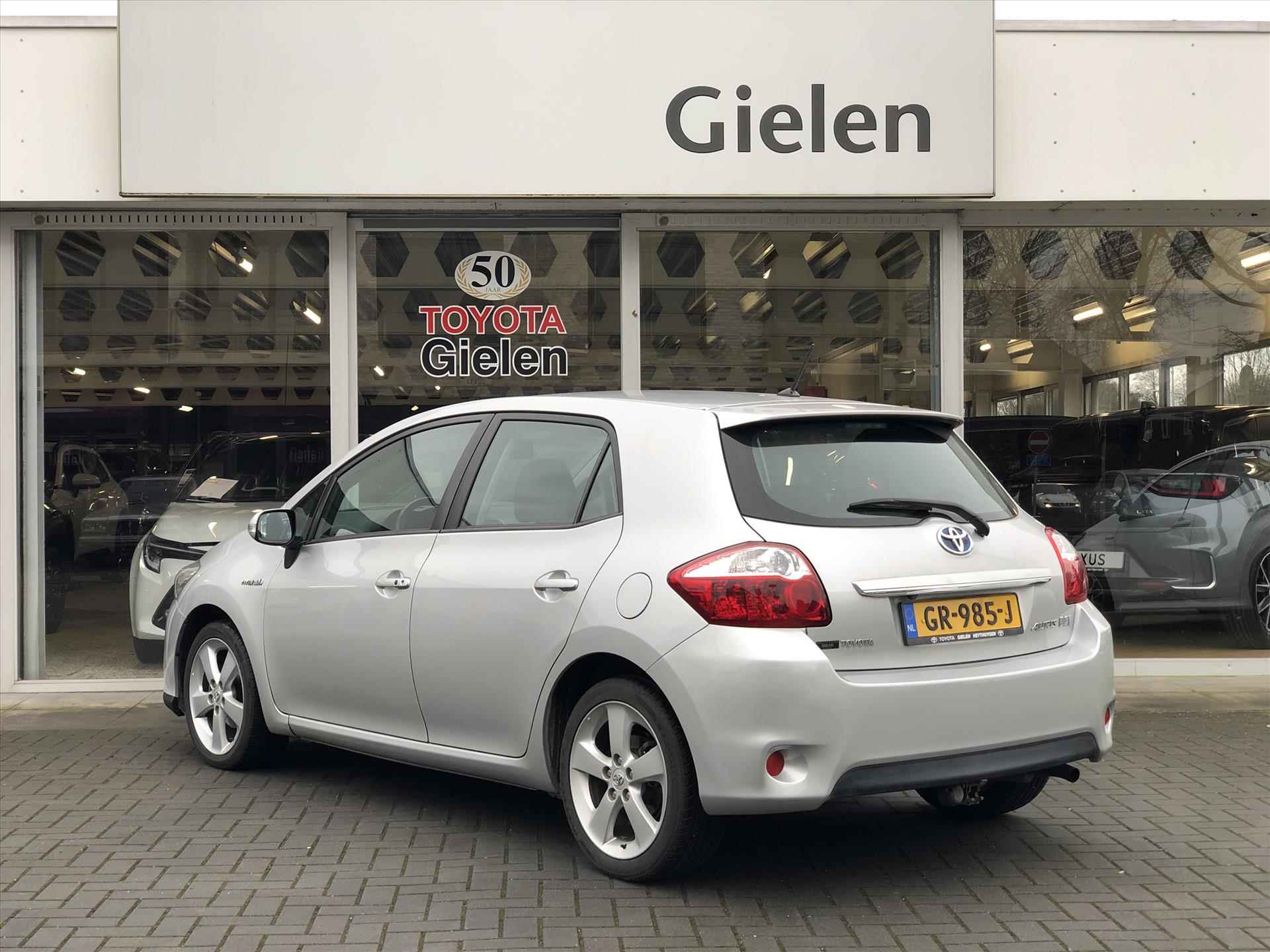 Toyota Auris 1.8 Full Hybrid Dynamic | Trekhaak, Parkeercamera, Keyless, 17 inch, Licht + Regensensor, Cruise control - 10/35