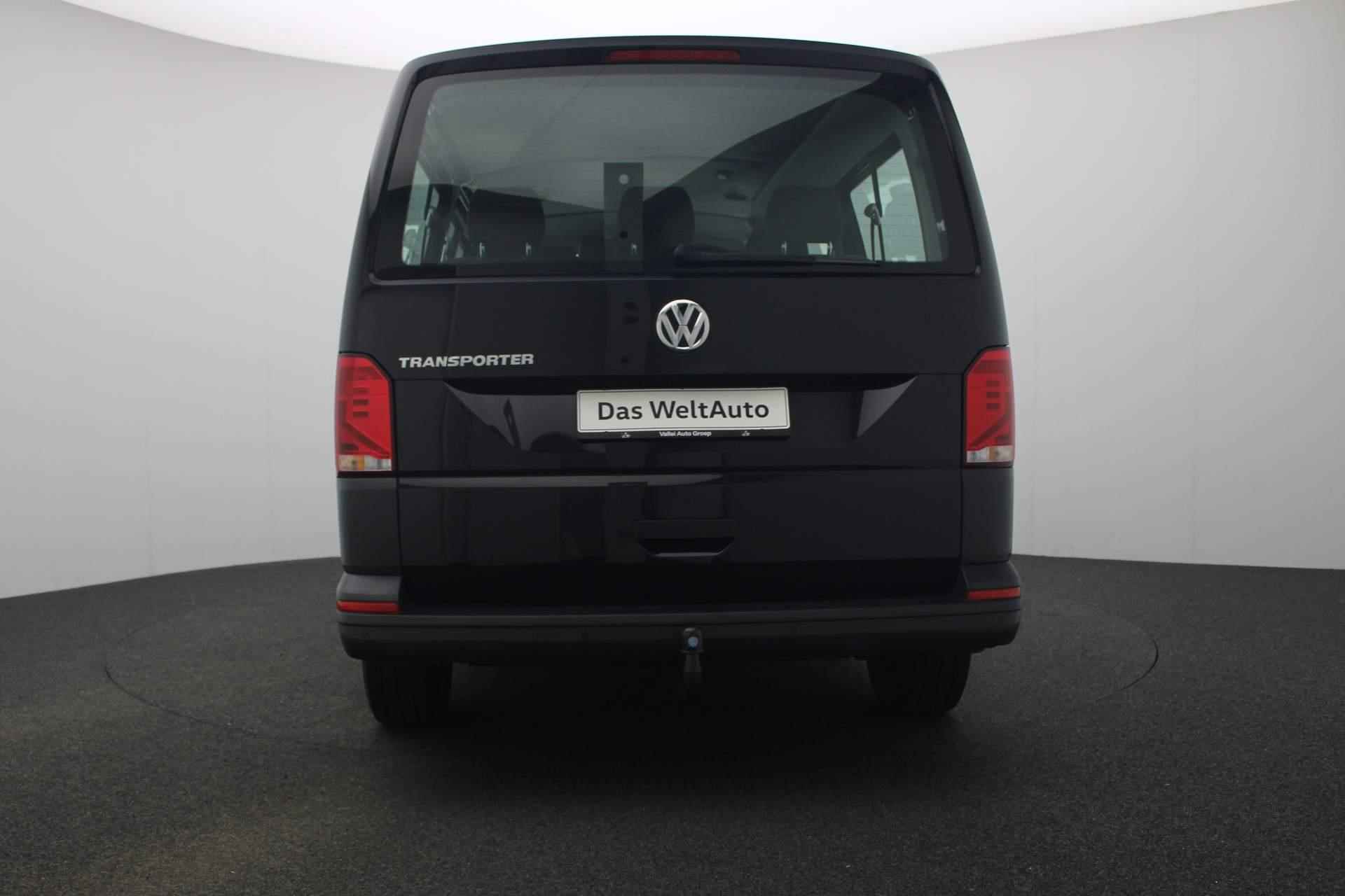 Volkswagen Transporter Kombi 9 pers. 2.0 TDI 150PK DSG L2H1 Comfortline | 9-zits | Trekhaak | Navi | Parkeersensoren voor/achter - 14/34