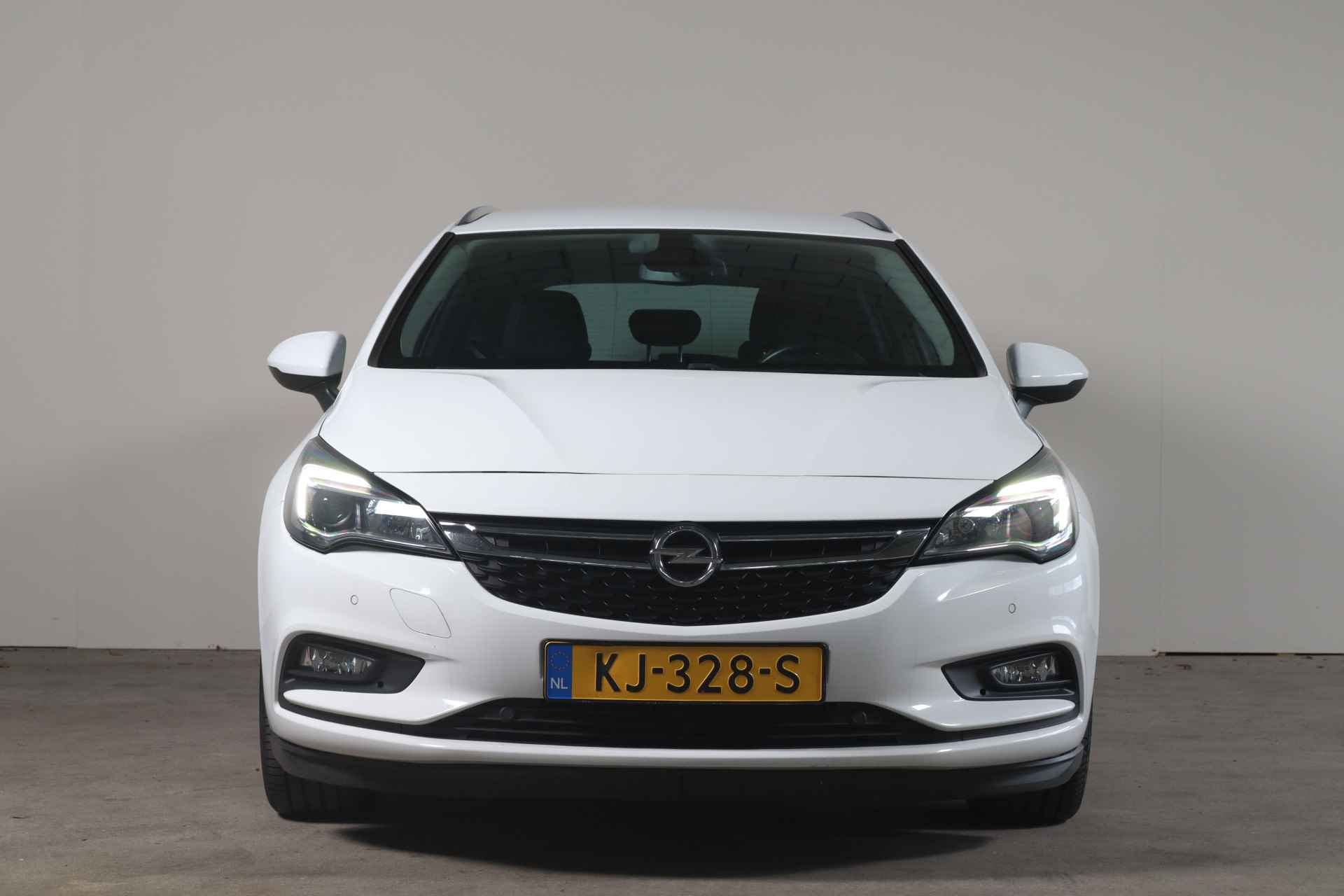 Opel Astra Sports Tourer 1.6 CDTI Business+ NL-Auto!! Apple Car-play I Navigatie I Camera - 4/32