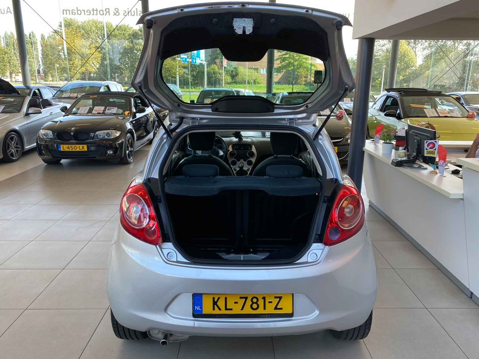 Ford Ka 1.2 Limited,Airco,Elektrischpakket,Stuurbekrachting,Ipod Aansluiting,15 Inch Lmv - 9/20