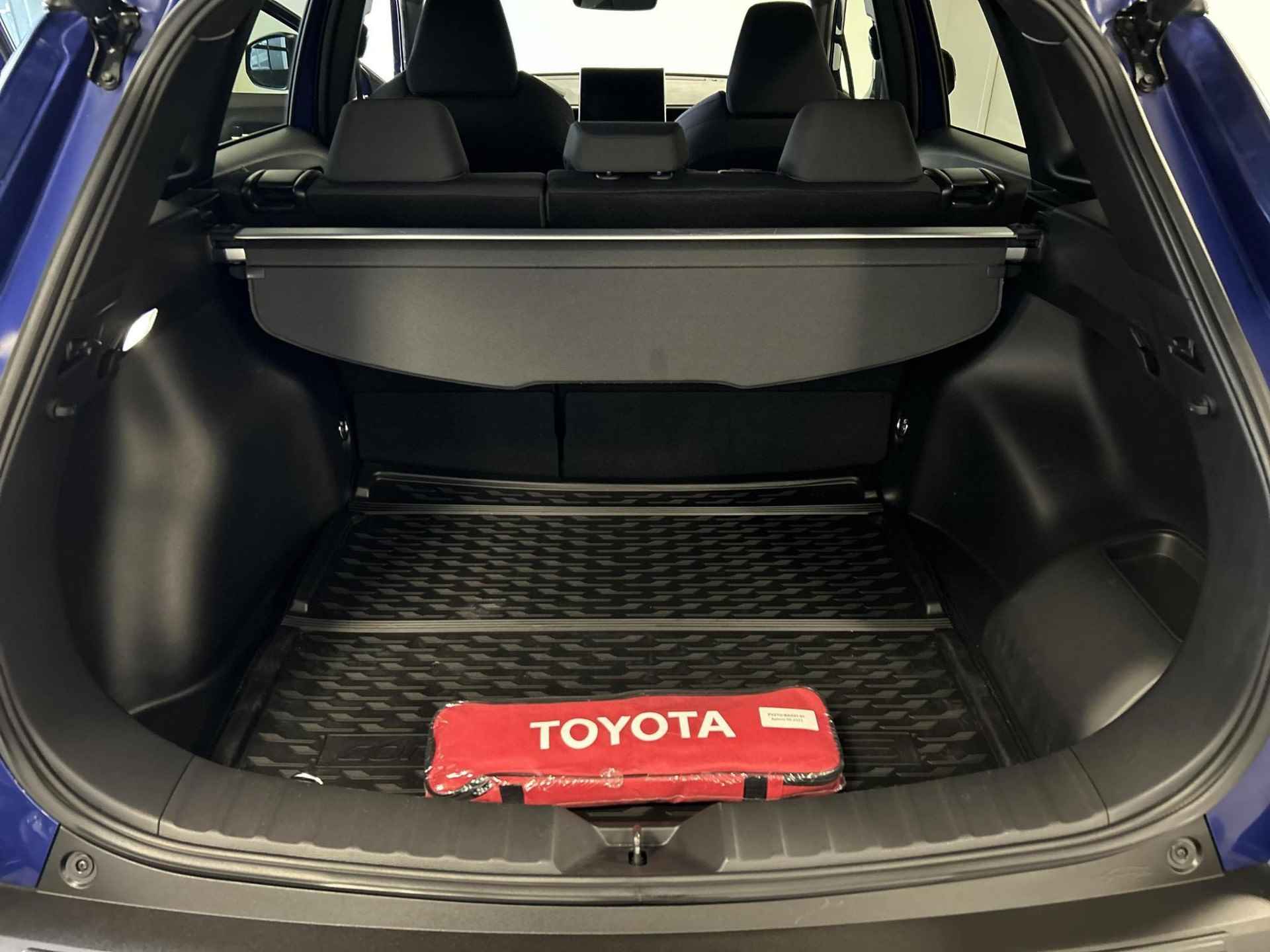 Toyota Corolla Cross Hybrid 200 Dynamic - 23/30