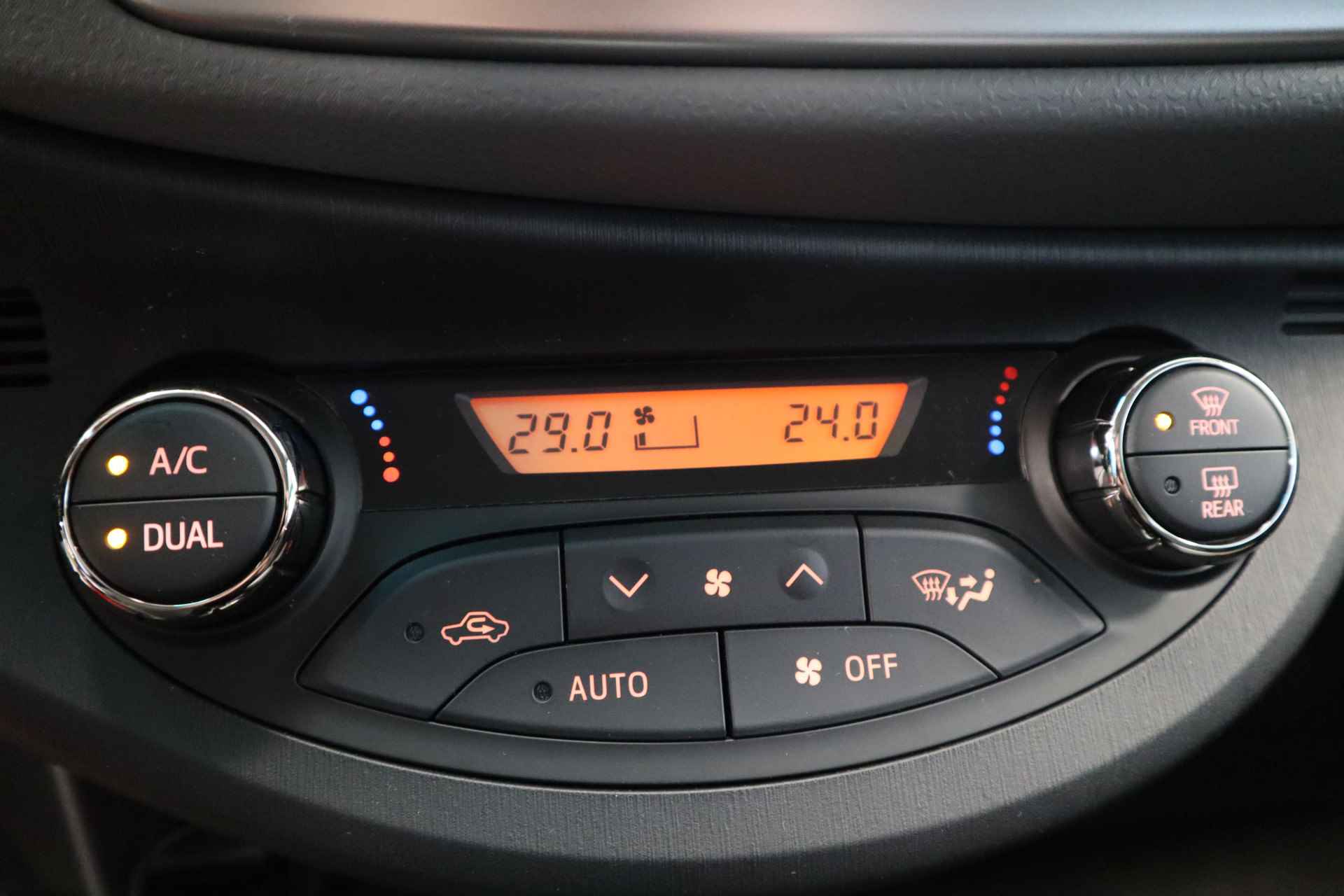 Toyota Yaris 1.3 VVT-i Aspiration Climate Control Achteruit Camera - 10/16
