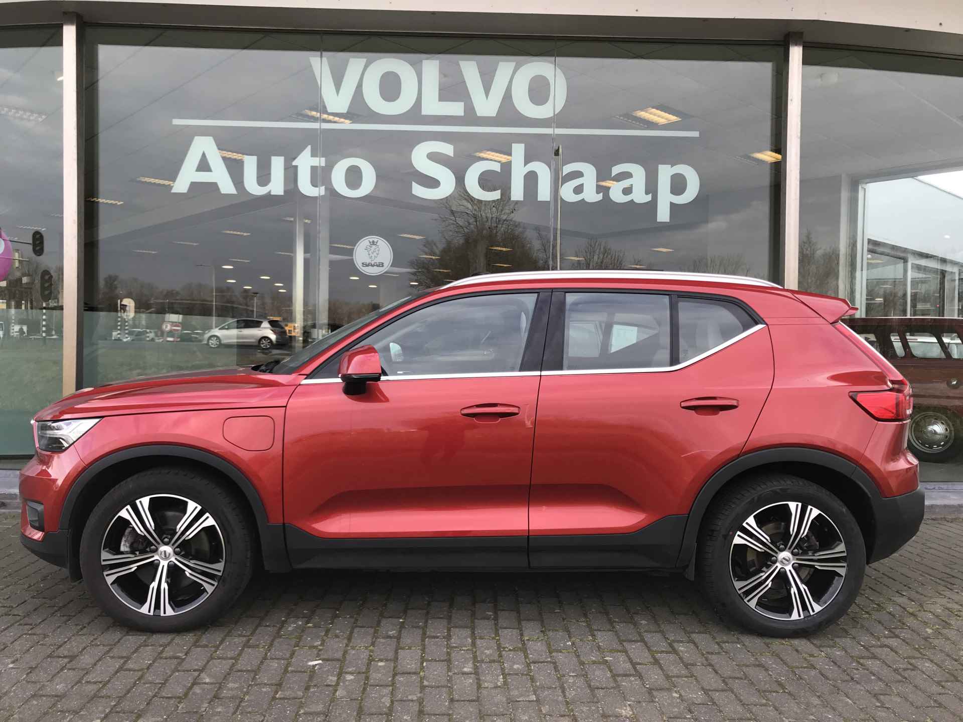 Volvo XC40 1.5 T5 Plug-in hybrid Inscription | Rijklaar incl 12 mnd Bovag | Panoramadak Trekhaak Keyless Camera - 2/12