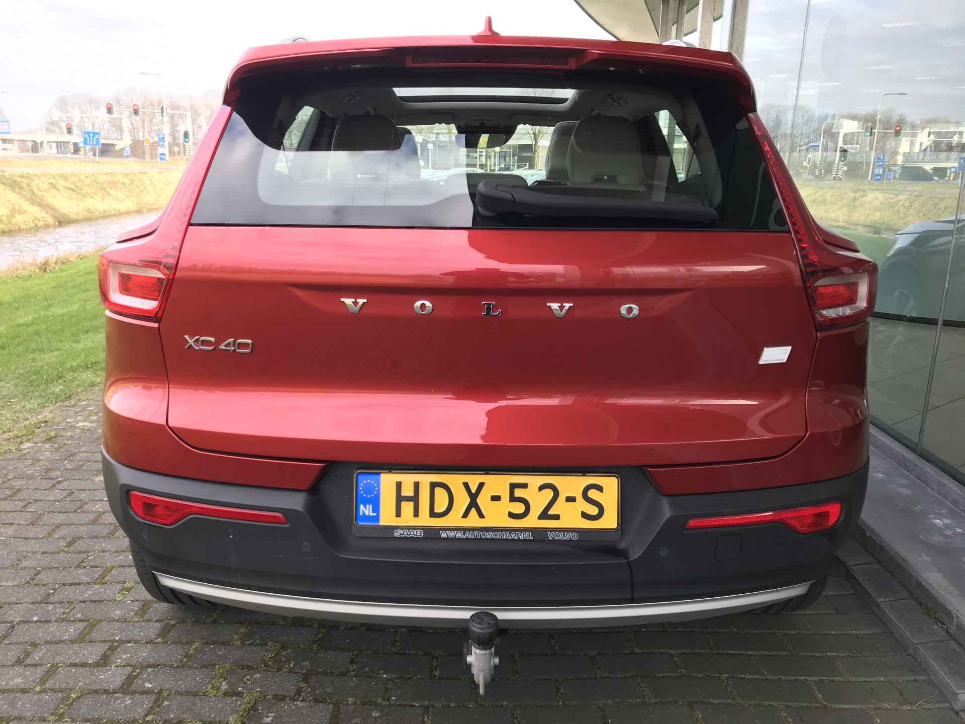 Volvo XC40 1.5 T5 Plug-in hybrid Inscription | Rijklaar incl 12 mnd Bovag | Panoramadak Trekhaak Keyless Camera - 5/12