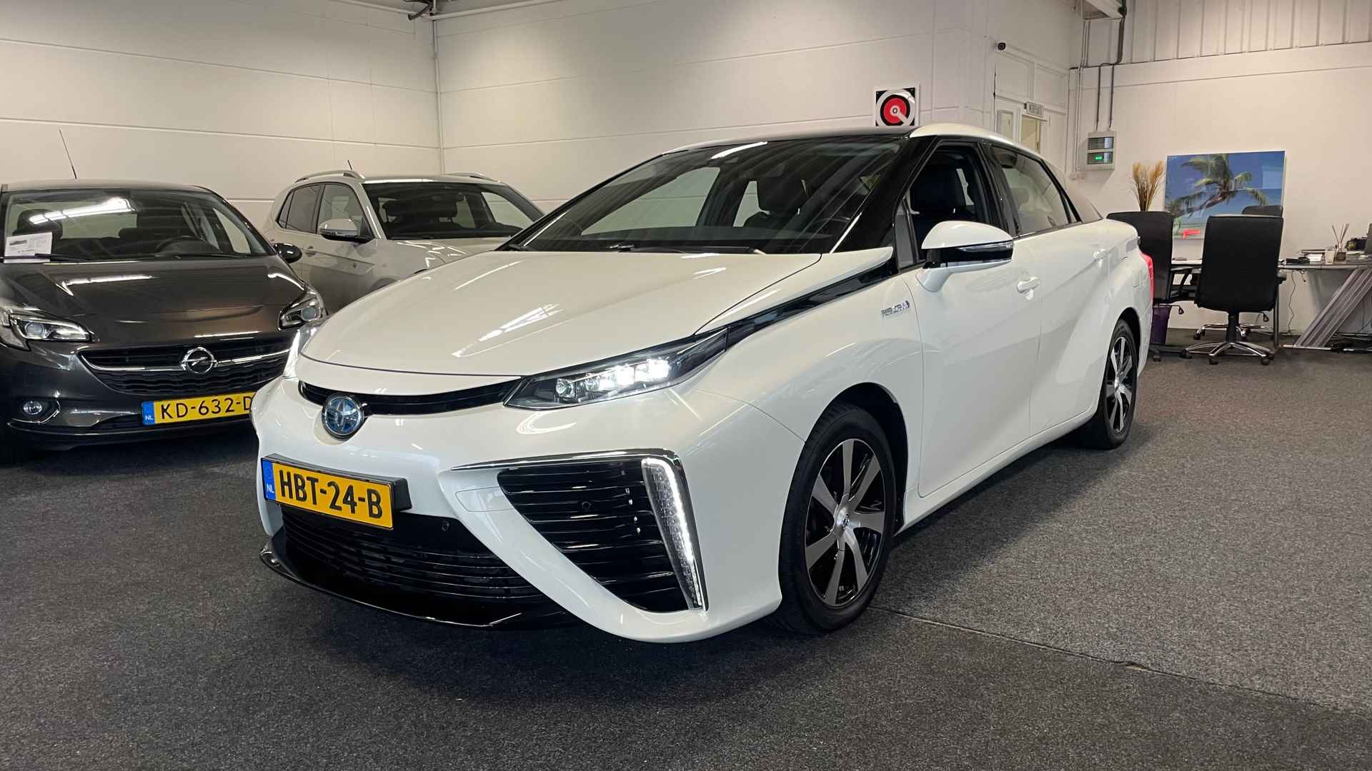 Toyota Mirai FCV Executive, Nav, Climate, Camera, Cruise, Led enz. - 3/28