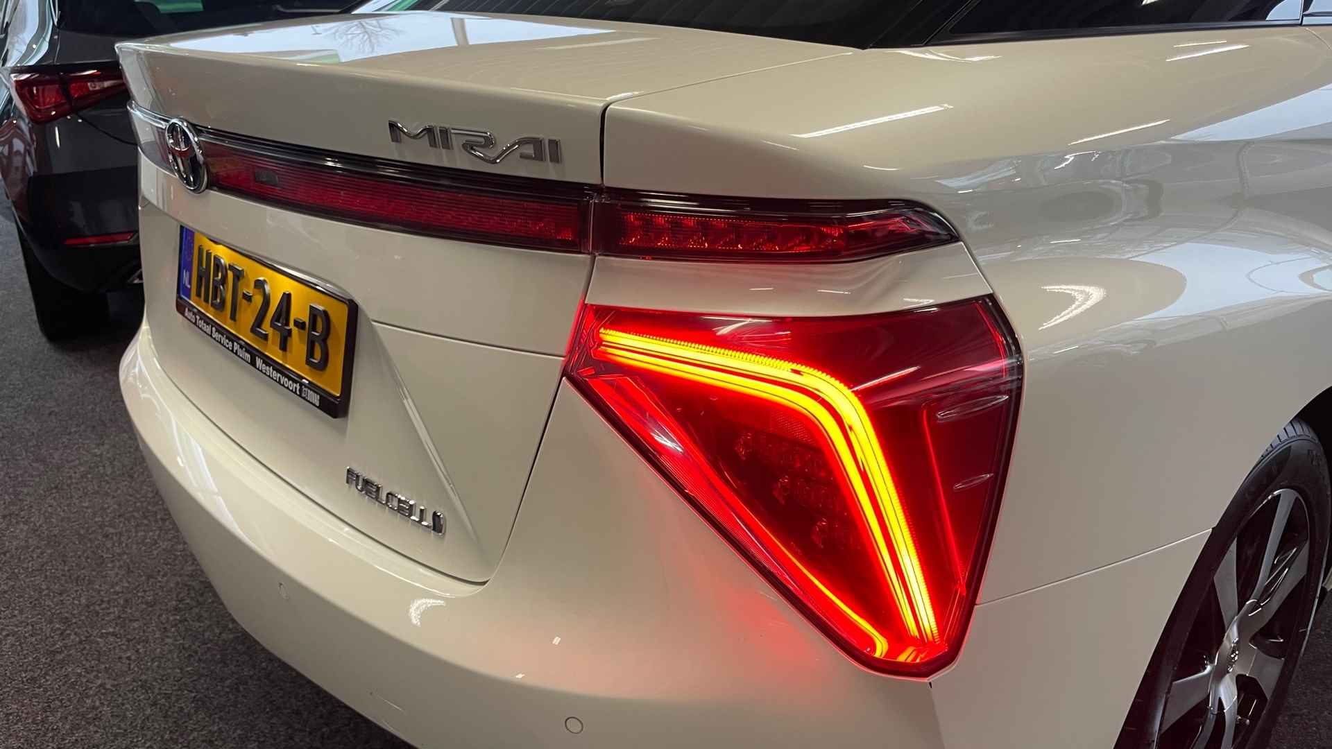 Toyota Mirai FCV Executive, Nav, Climate, Camera, Cruise, Led enz. - 12/28