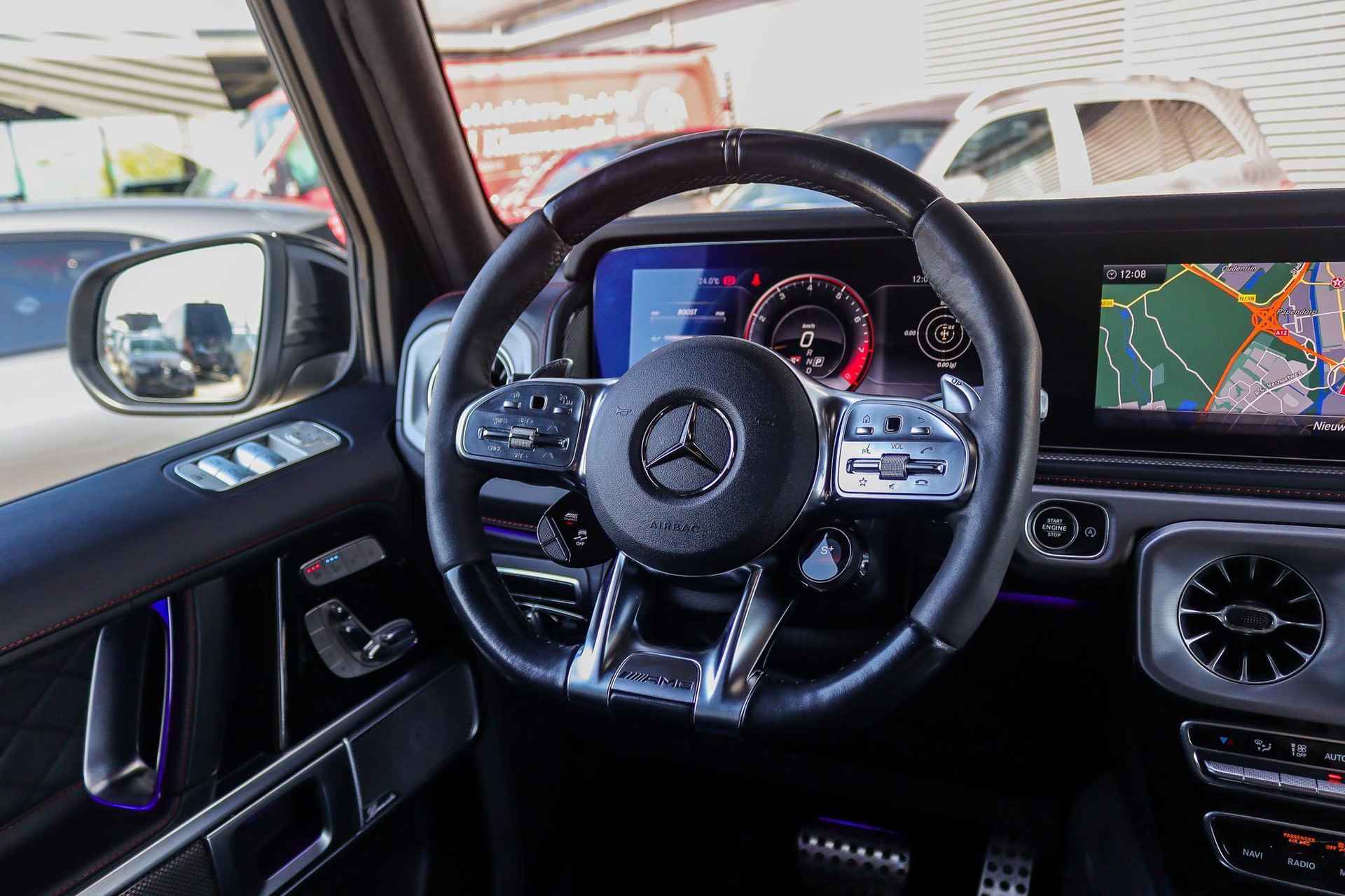 Mercedes-Benz G-klasse G 63 AMG | MANUFAKTUR | AMG Nightpakket II | Rijassistentiepakket Plus | Burmester Audio | Multibeam LED | Entertainment Achter | Schuifdak | 1e Eigenaar - 29/56