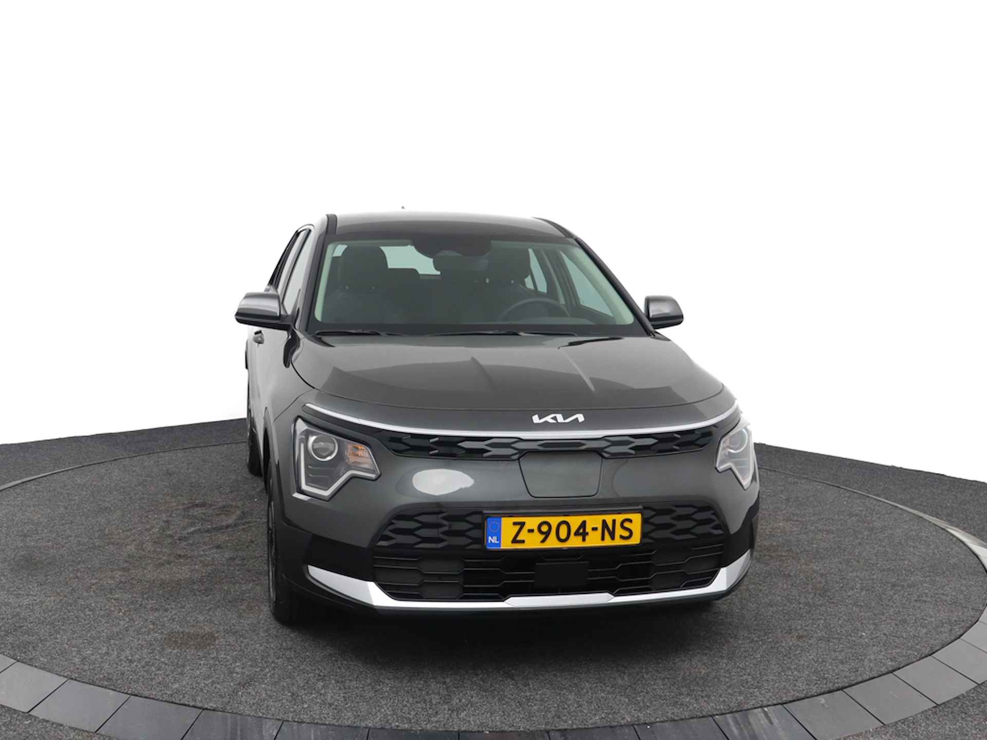 Kia Niro EV Light Edition 64.8 kWh - Navigatie - Climate Control - Apple Carplay/Android Auto - Fabrieksgarantie tot 05-2031 - 11/56