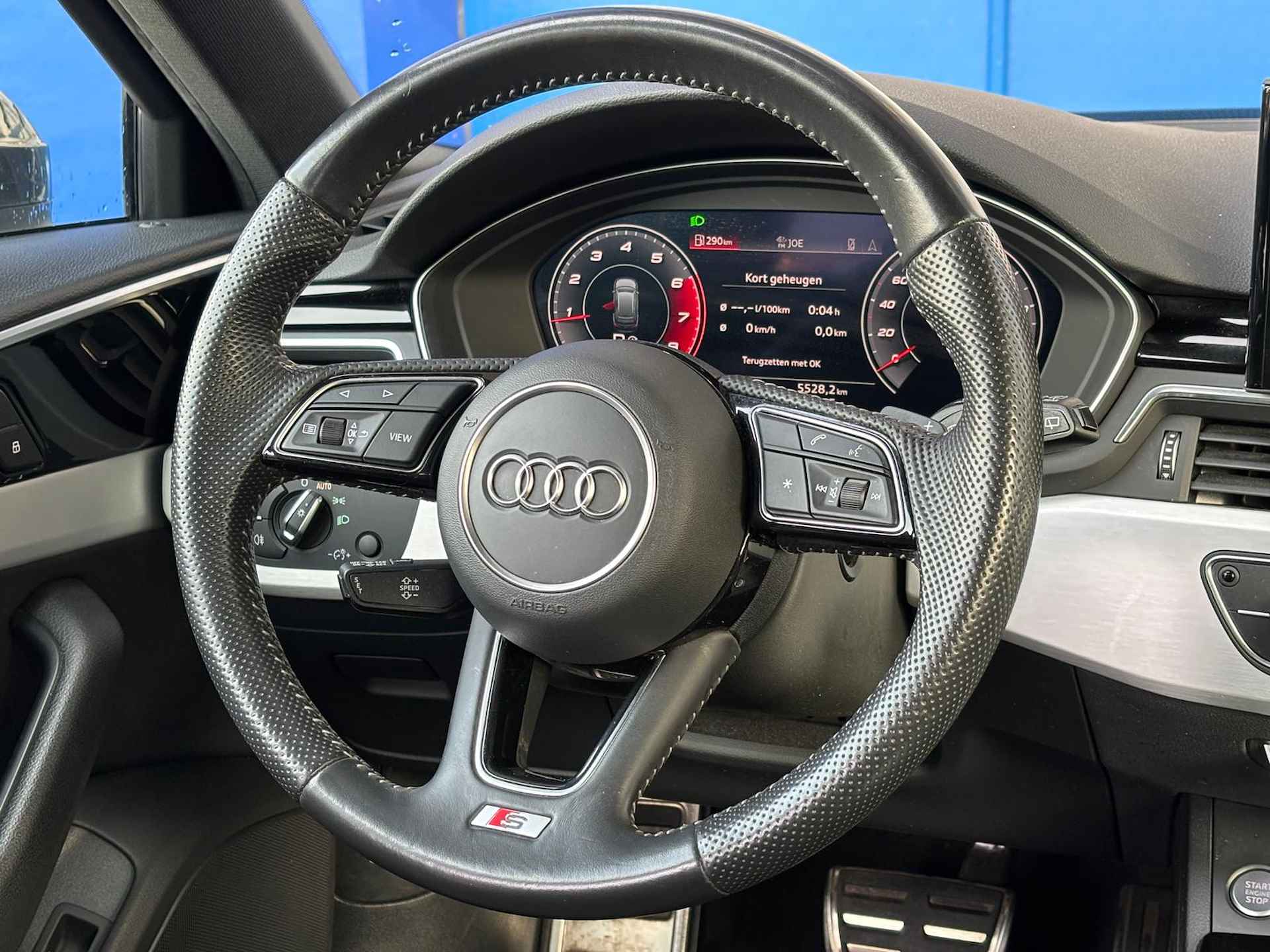 Audi A4 Avant 35 TFSI Launch edition Sport | S-Line | Virtual Cockpit | Navigatie | Cruise Control | Elek Klep - 28/40