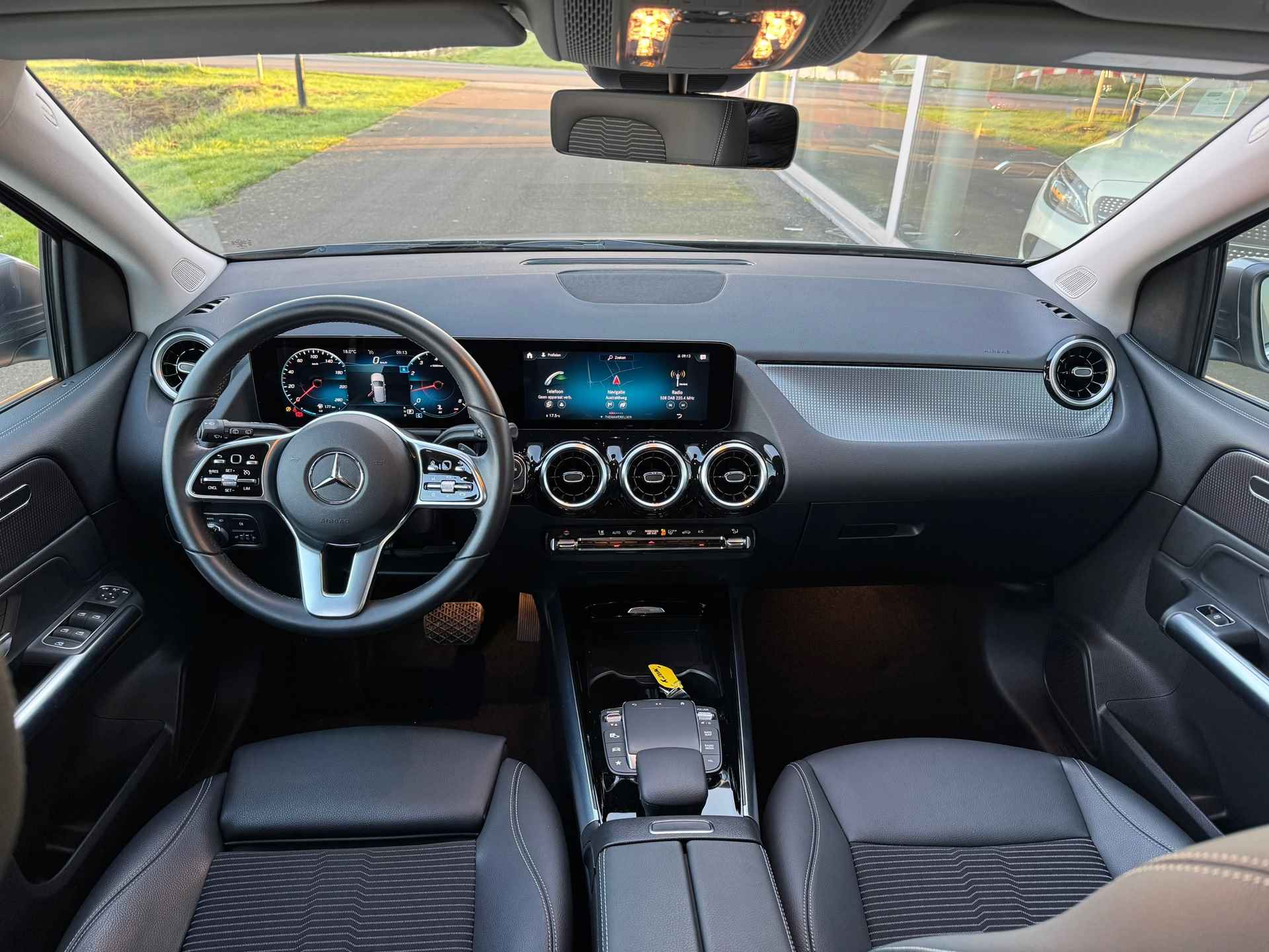 Mercedes-Benz B-klasse 180 Progressive automaat , Apple-carplay , afneembare trekhaak - 8/23