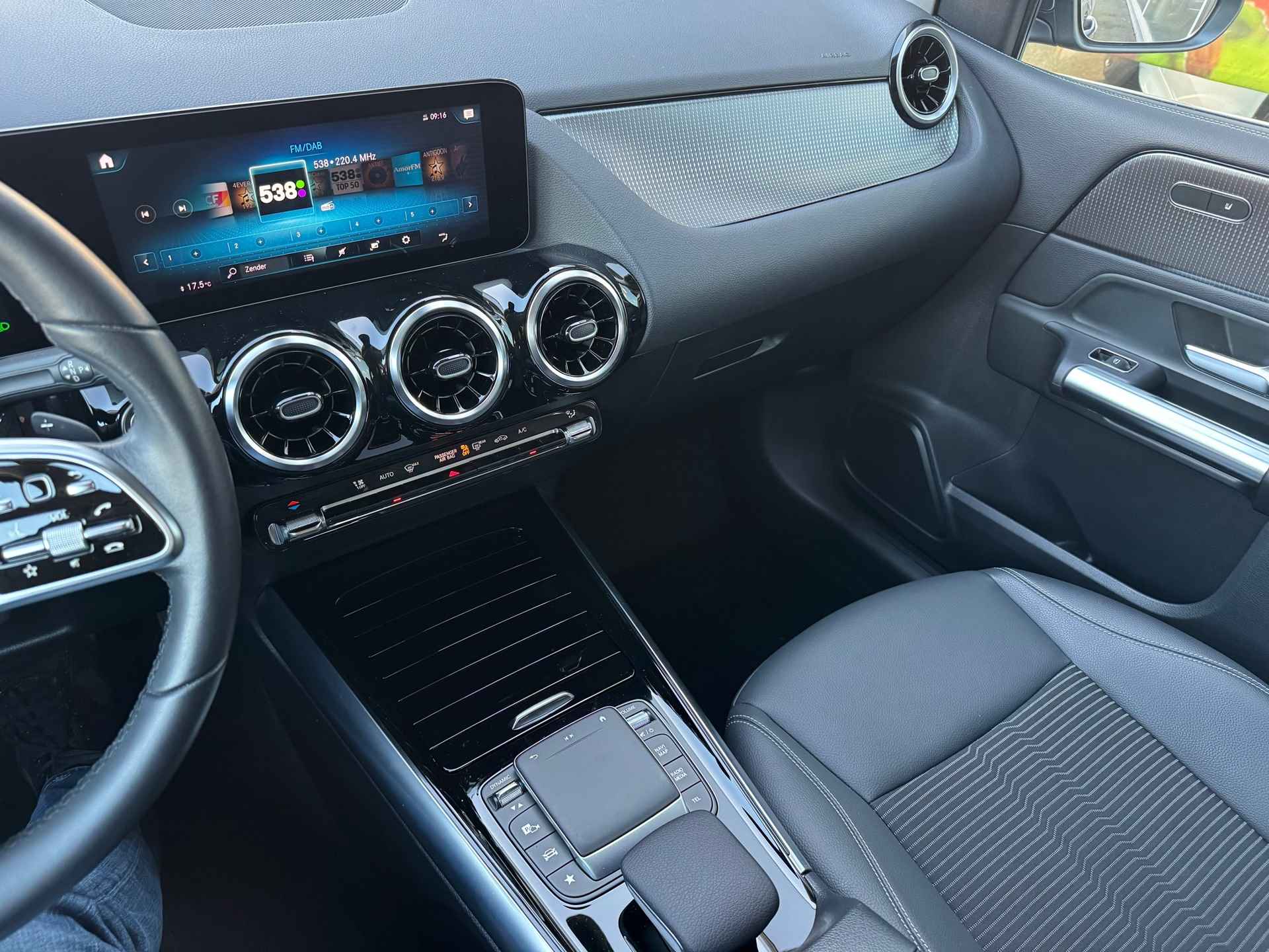 Mercedes-Benz B-klasse 180 Progressive automaat , Apple-carplay , afneembare trekhaak - 20/23