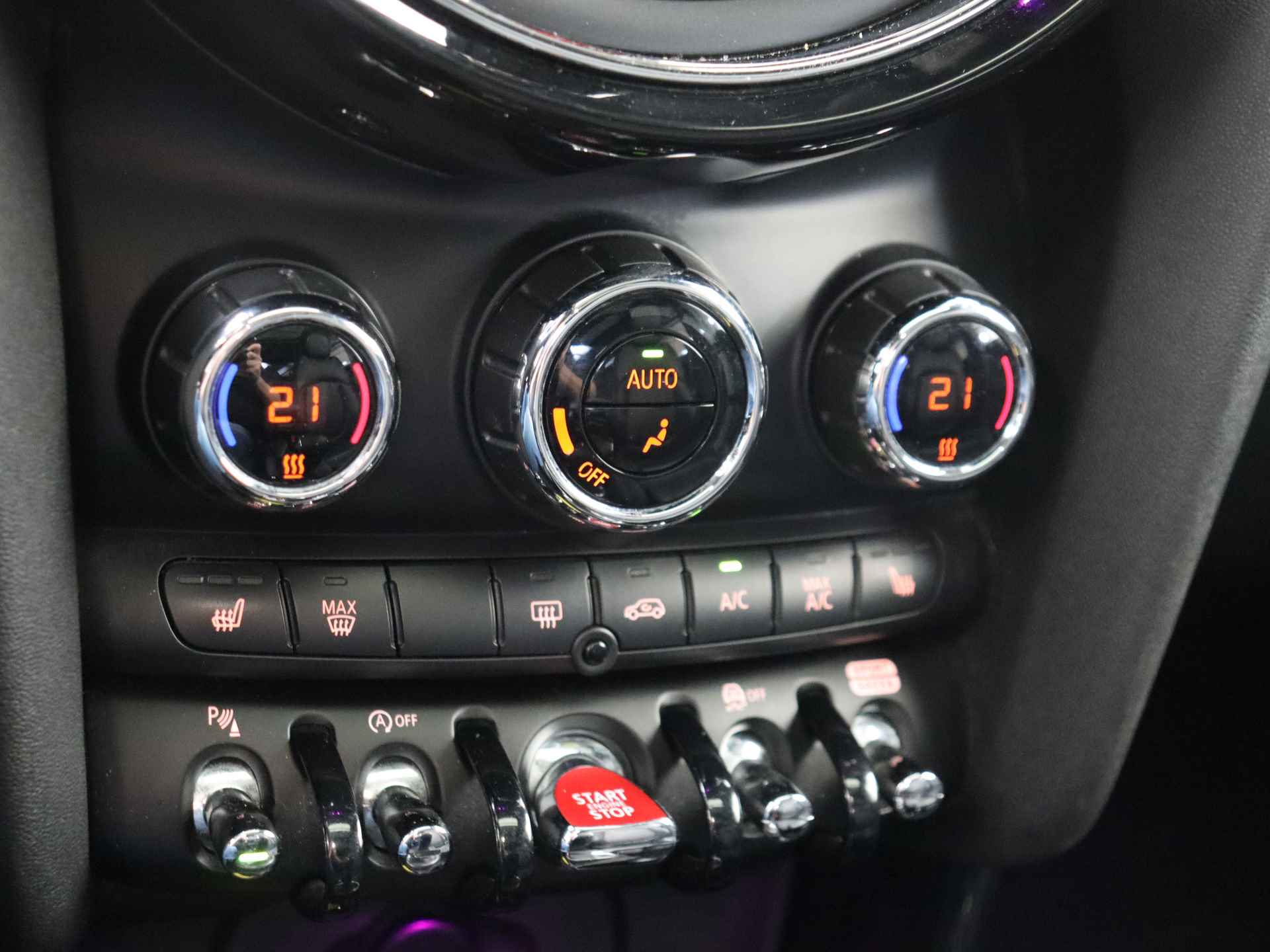 MINI Mini 2.0 Cooper S Chili 192 pk Automaat | Leder | Panorama dak | Navigatie - 19/33