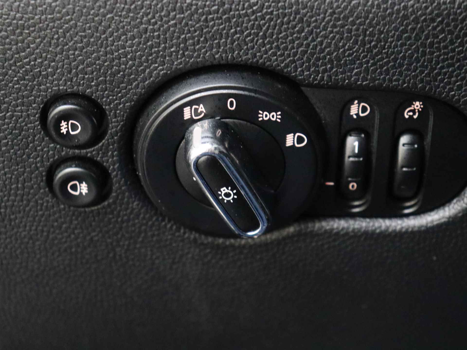 MINI Mini 2.0 Cooper S Chili 192 pk Automaat | Leder | Panorama dak | Navigatie - 27/33