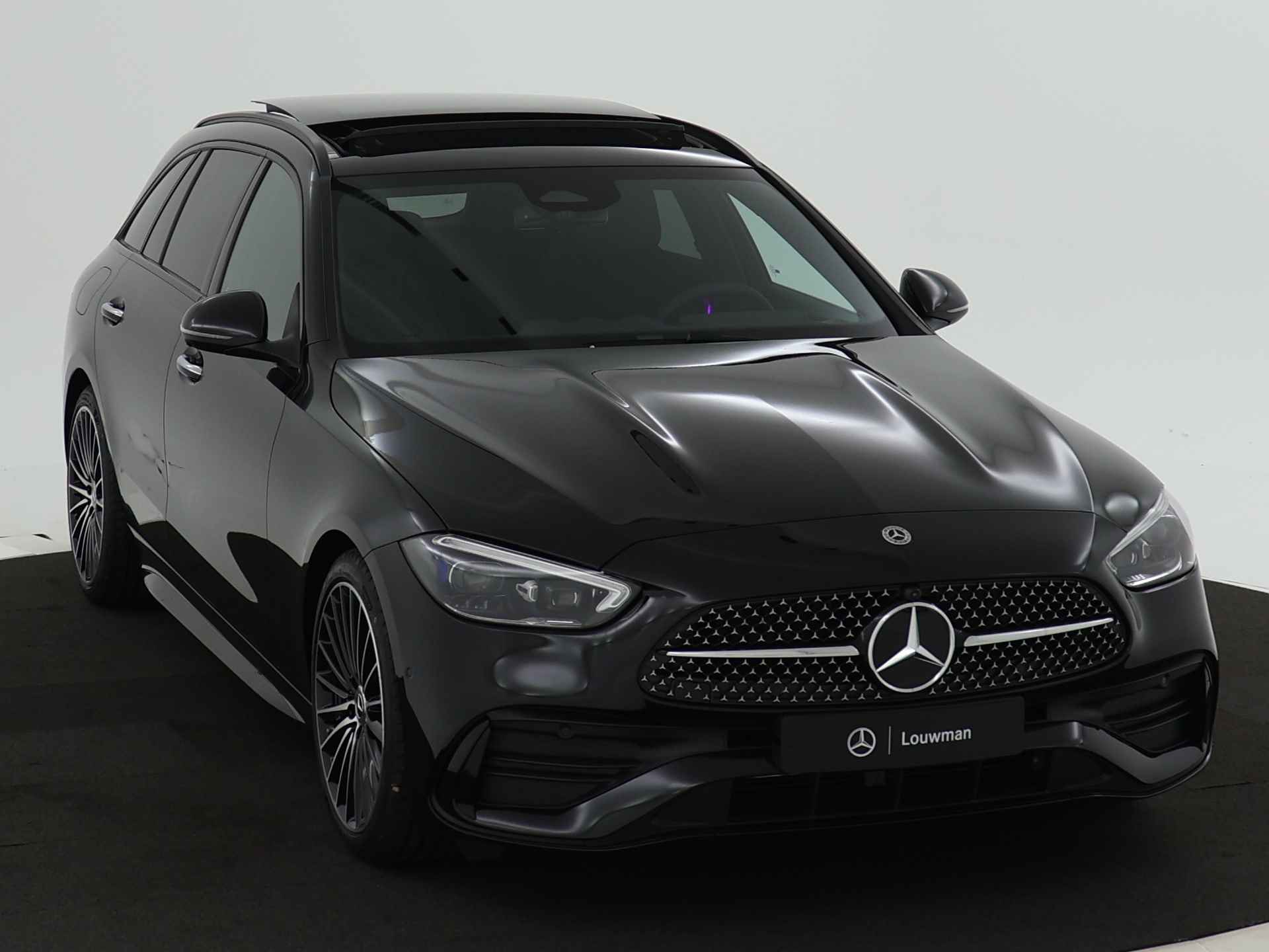 Mercedes-Benz C-Klasse Estate 180 Star Edition AMG Line Plus | Trekhaak | Nightpakket | Parkeerpakket met 360°-camera | KEYLESS GO-comfortpakket | Memorypakket | Burmester® 3D surround sound system | EASY PACK achterklep | - 24/42