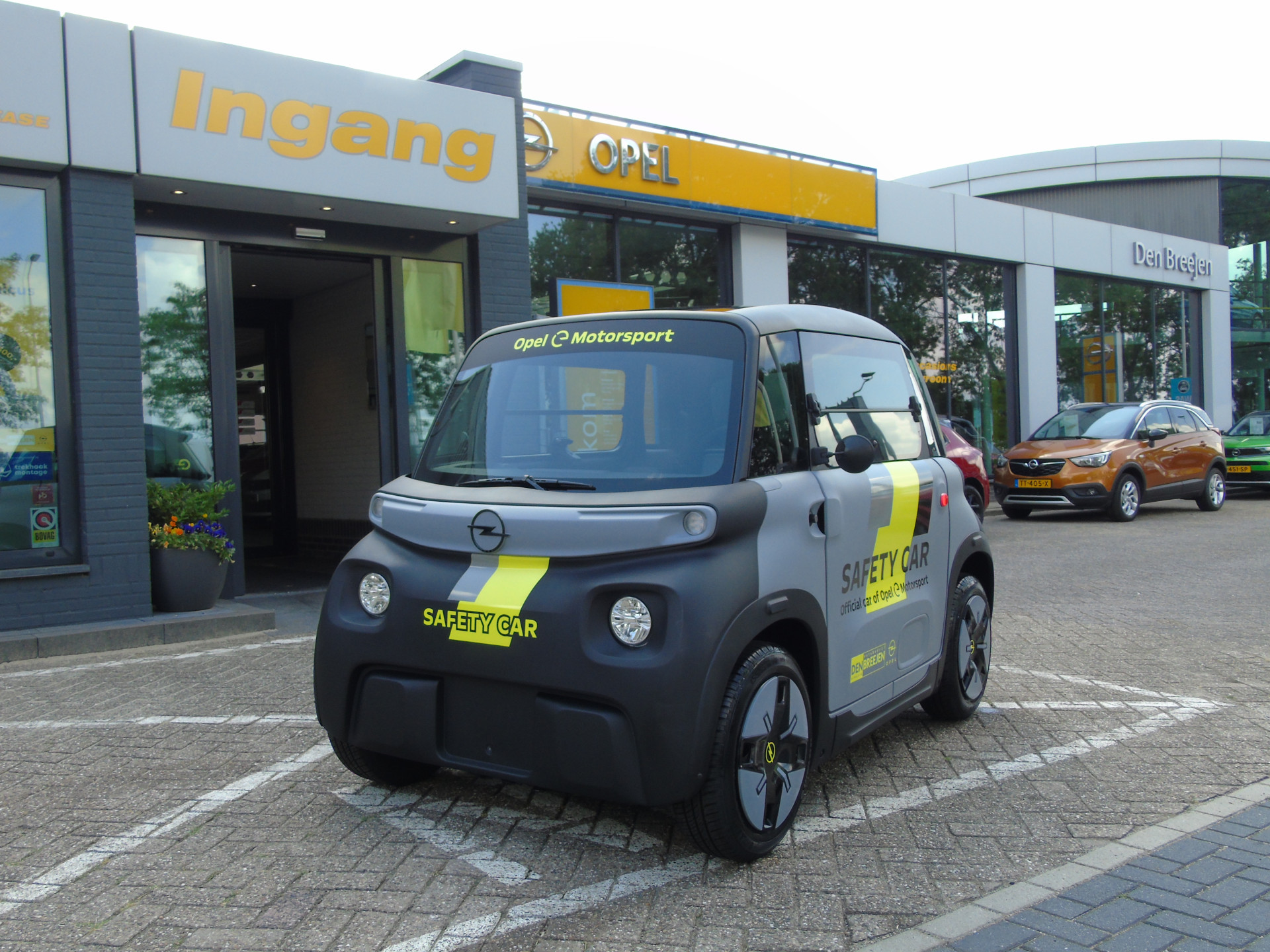 Opel Brommobiel Rocks Electric Safety Car | Panoramadak | GRATIS Thuisbezorgd | LED koplampen bij viaBOVAG.nl