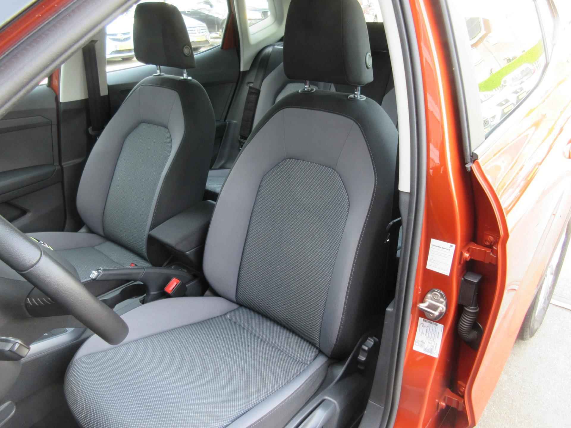 Seat Arona 1.0 TSI Style / Audio / Airco / LMV - 17/29