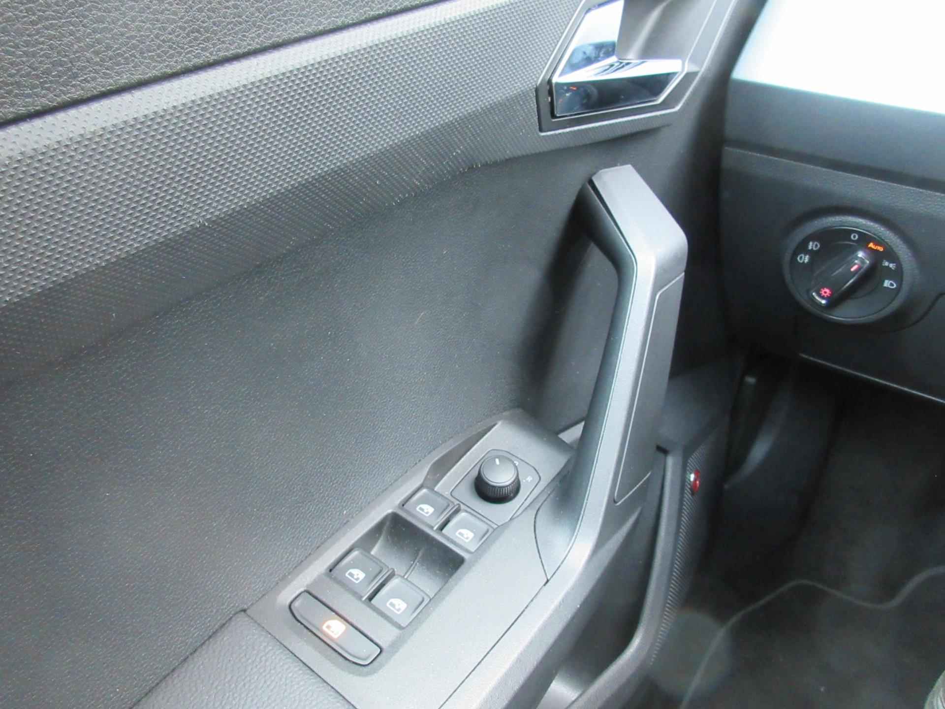 Seat Arona 1.0 TSI Style / Audio / Airco / LMV - 25/29