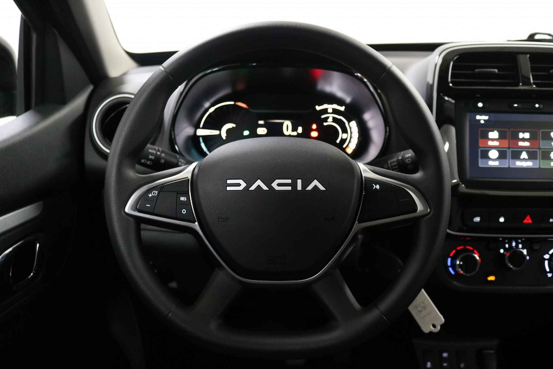 Dacia Spring Expression + DC-lader | Facelift! - 11/26
