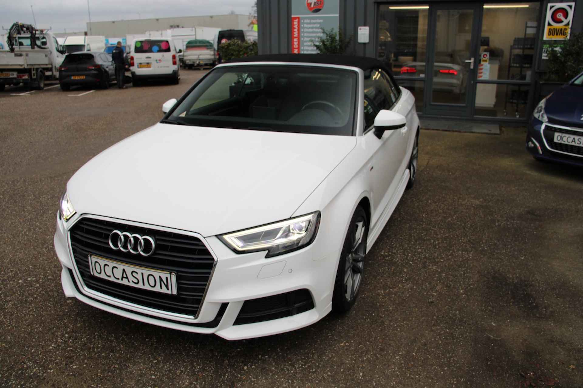 Audi A3 Cabriolet 35 TFSI Adv Sp S-Line - 2/24