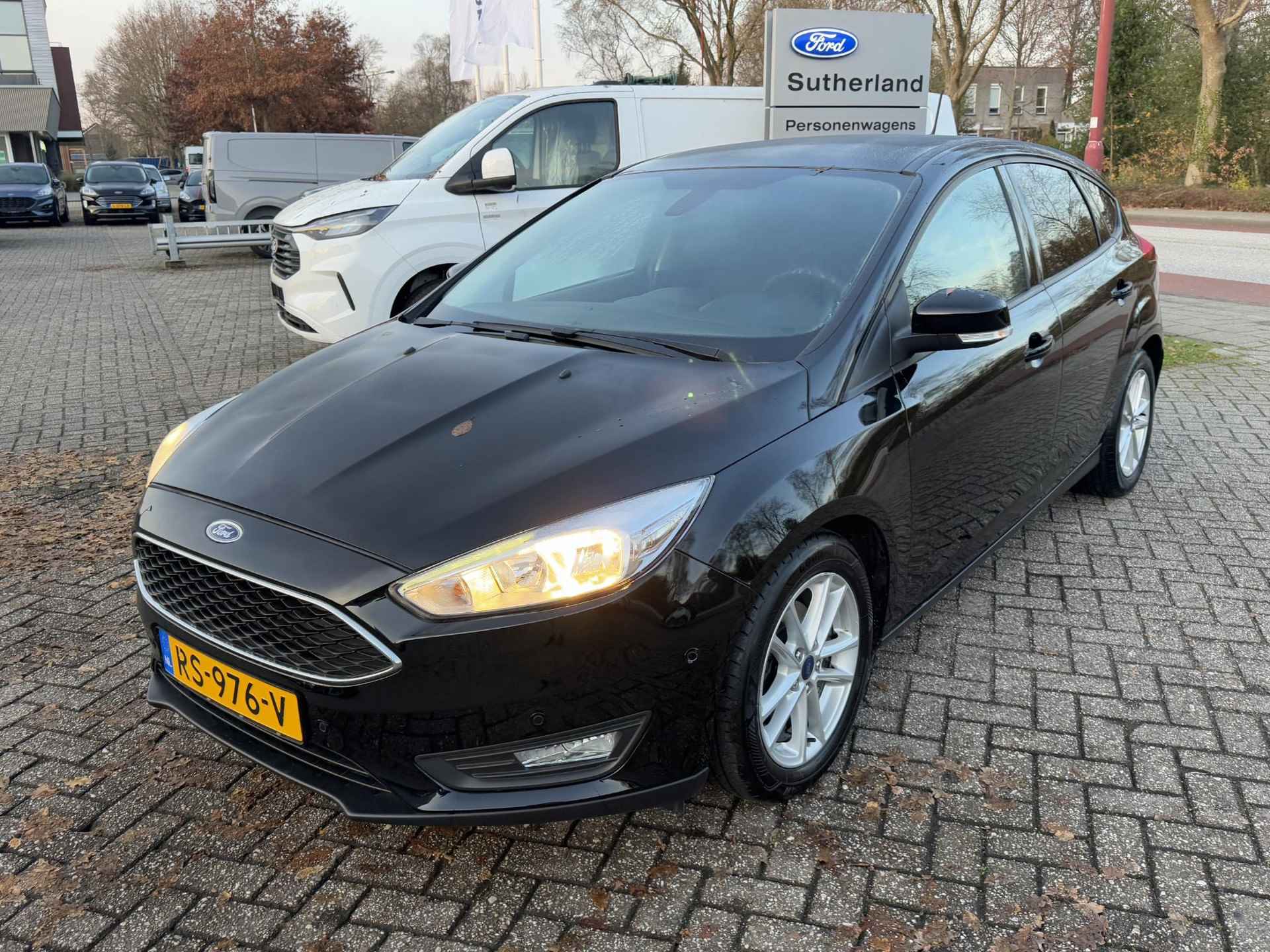 Ford Focus 1.0 Ecoboost Titanium 125pk Trekhaak | Cruise control | Getint glas | 5 deurs | Apple Carplay / Android auto | Achteruitrijcamera - 7/27