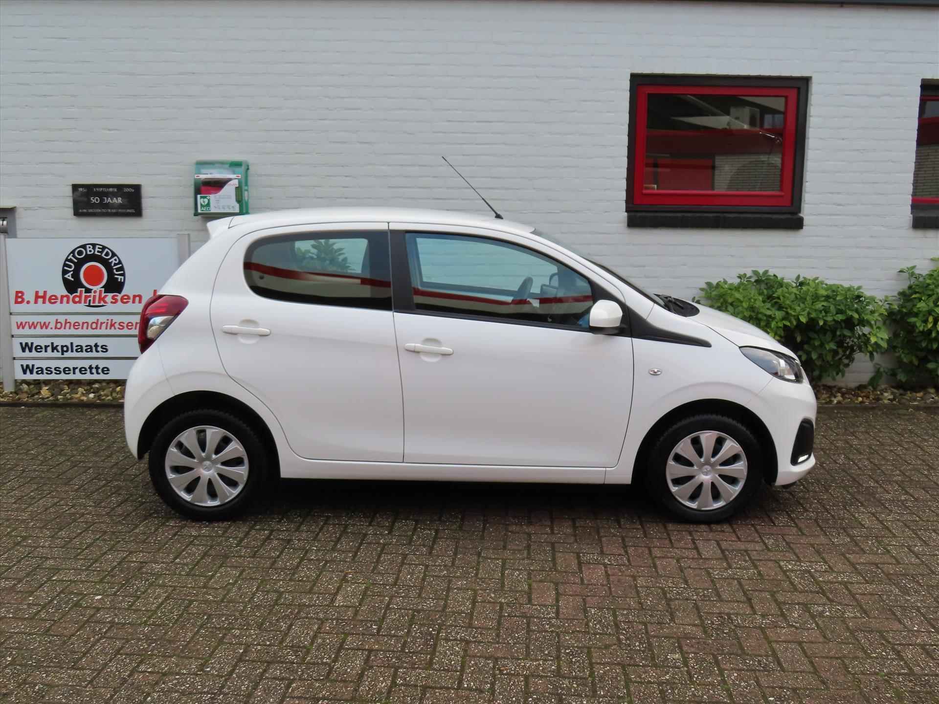 Peugeot 108 1.0 e-VTi 72pk 5D Active/ All season banden/ Groot media scherm/ Camera achter/ Apple Carplay/ DAB/ Airco/ 1 Eigenaar/ Origineel NL/ NAP - 4/41