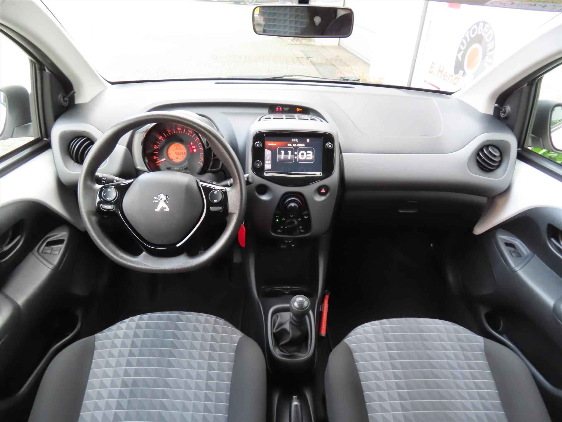 Peugeot 108 1.0 e-VTi 72pk 5D Active/ All season banden/ Groot media scherm/ Camera achter/ Apple Carplay/ DAB/ Airco/ 1 Eigenaar/ Origineel NL/ NAP - 14/41