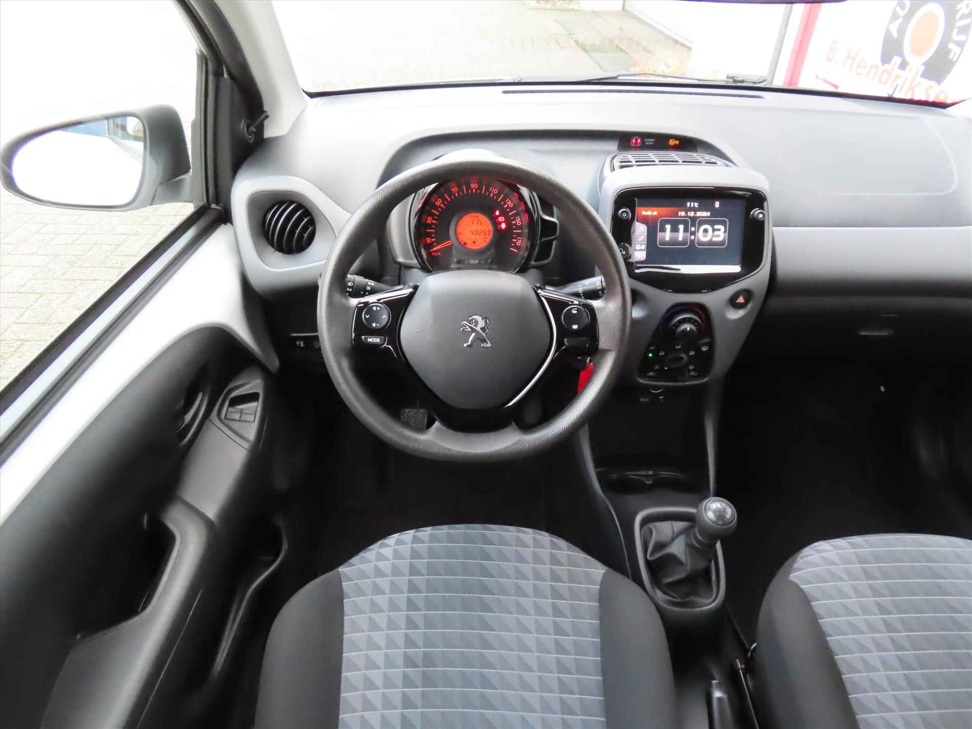 Peugeot 108 1.0 e-VTi 72pk 5D Active/ All season banden/ Groot media scherm/ Camera achter/ Apple Carplay/ DAB/ Airco/ 1 Eigenaar/ Origineel NL/ NAP - 15/41