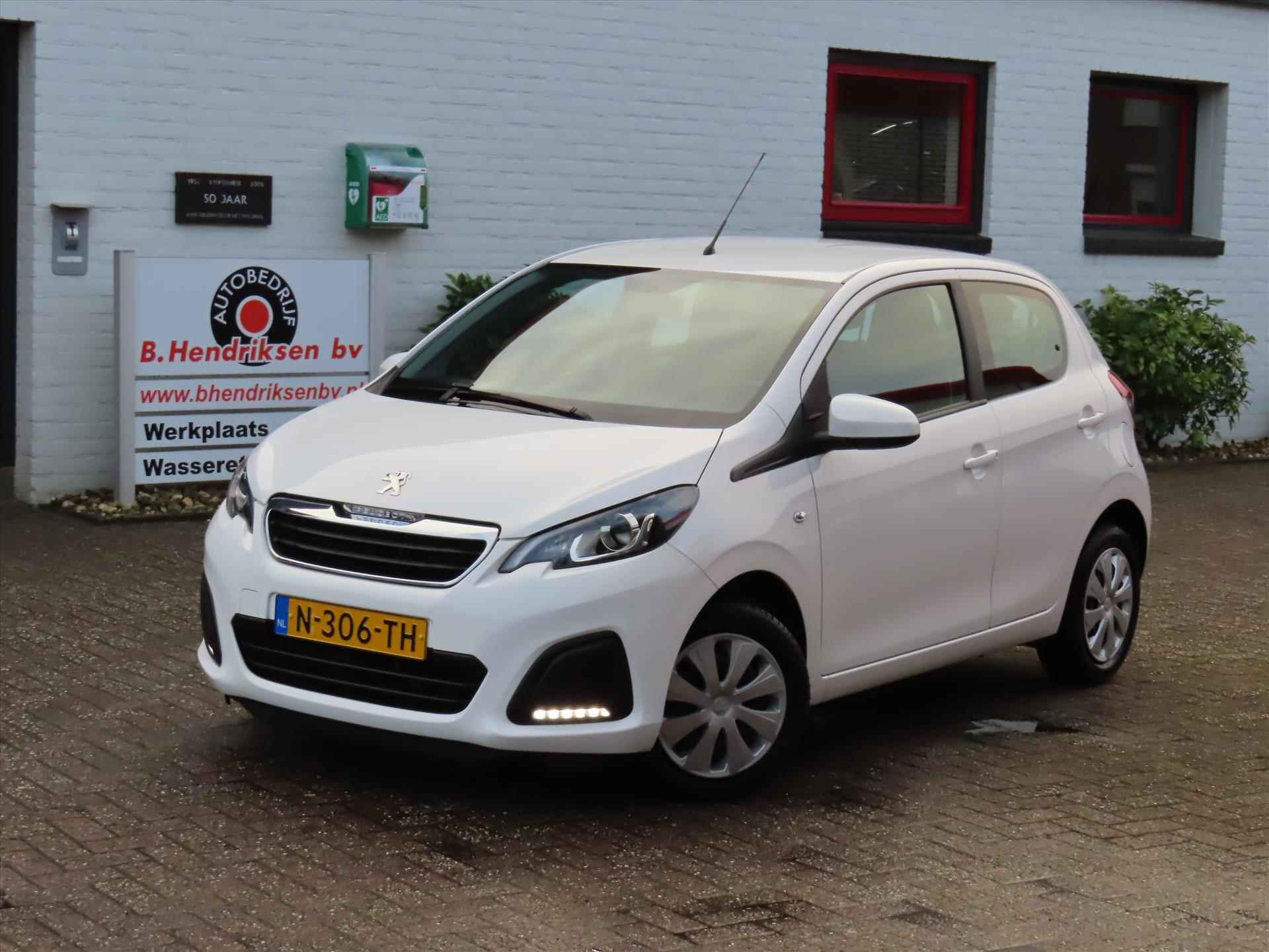 Peugeot 108 1.0 e-VTi 72pk 5D Active/ All season banden/ Groot media scherm/ Camera achter/ Apple Carplay/ DAB/ Airco/ 1 Eigenaar/ Origineel NL/ NAP - 38/41