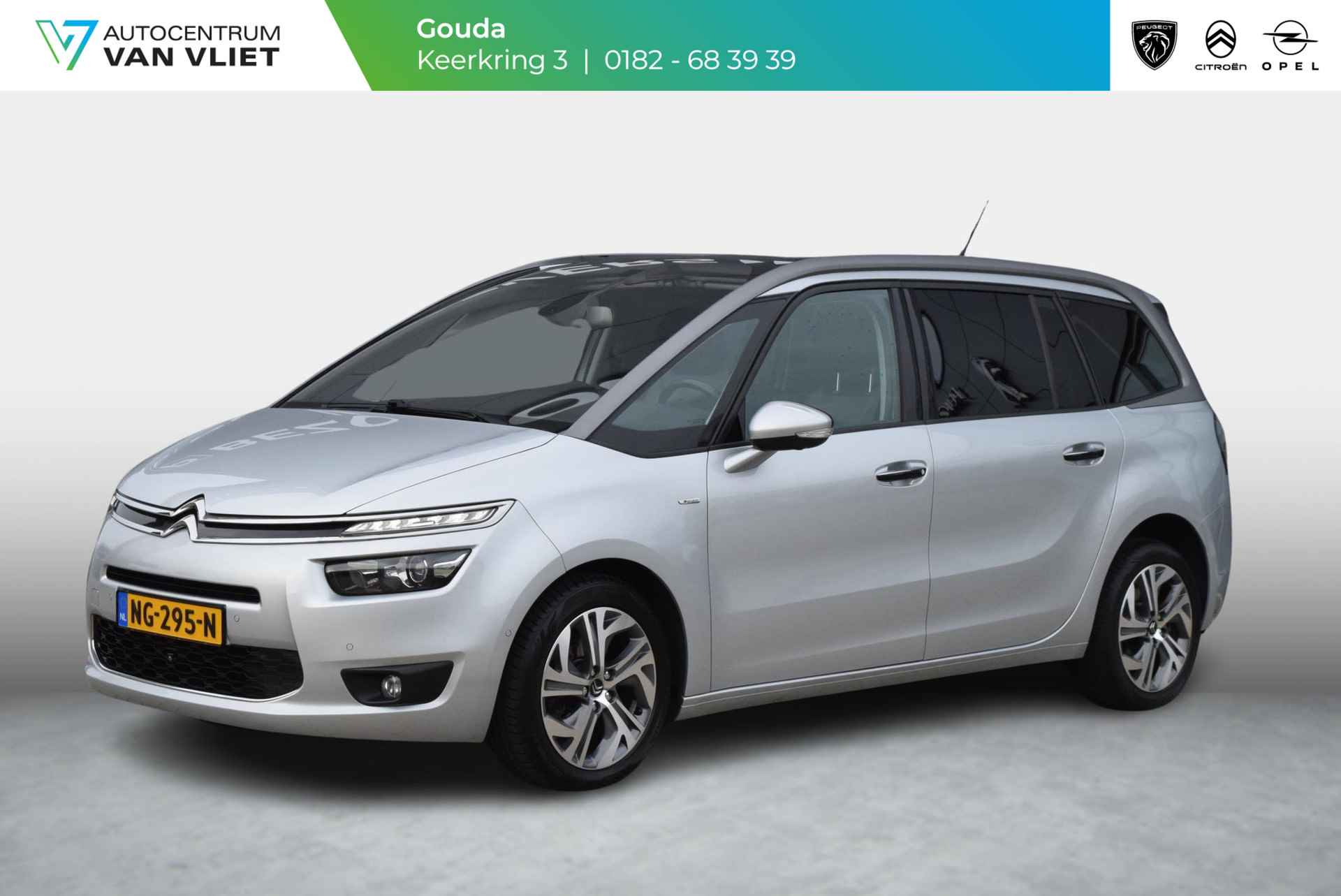 Citroen Grand C4 Picasso 1.2 Turbo 130 PK Exclusive 7-persoons | Nieuwe Distributieriem | Panoramadak | Navigatie | Bluetooth | Stoelverwarming | Achteruitrijcamera - 1/30