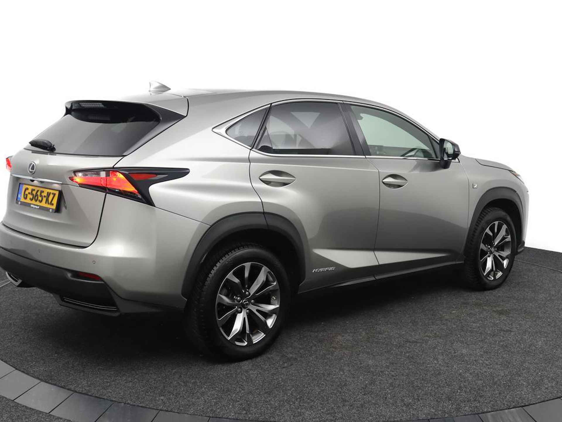 Lexus NX 300h AWD F Sport Line | Adaptive Cruise Control | Stuurwielverwarming | Panoramadak | DAB - 2/47