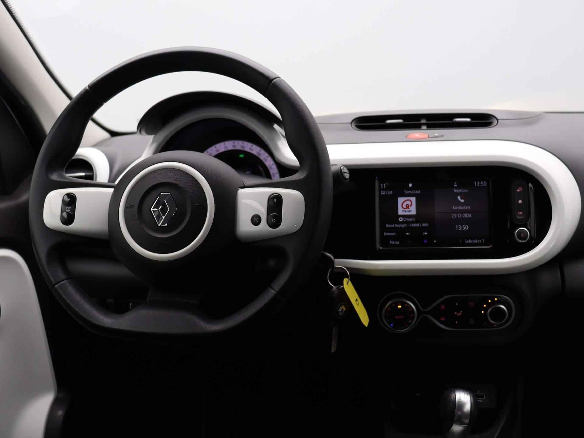 Renault Twingo Z.E. R80 Collection | Climate Control | Apple Carplay / Android Auto | - 4/48