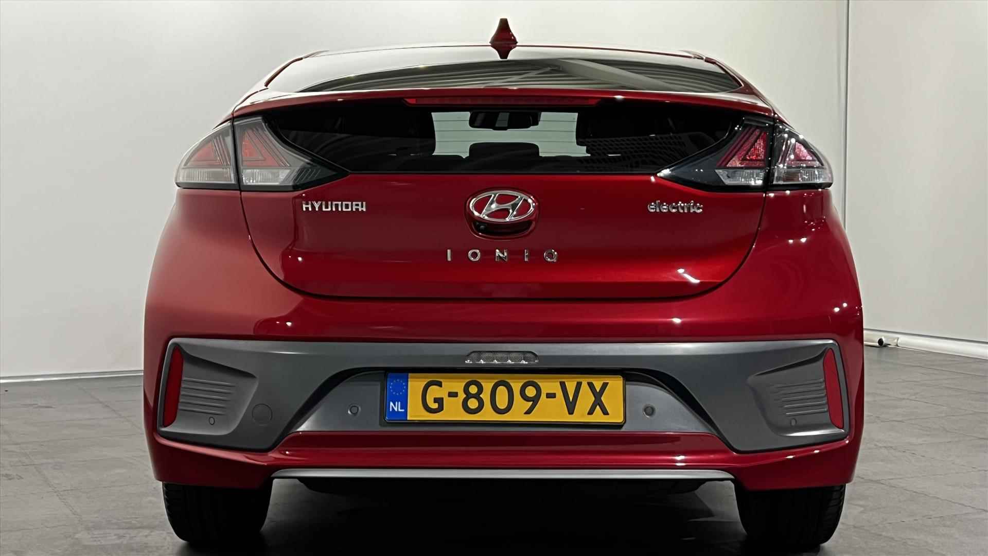 Hyundai Ioniq EV 136pk Aut Premium | LEDER - 40/44