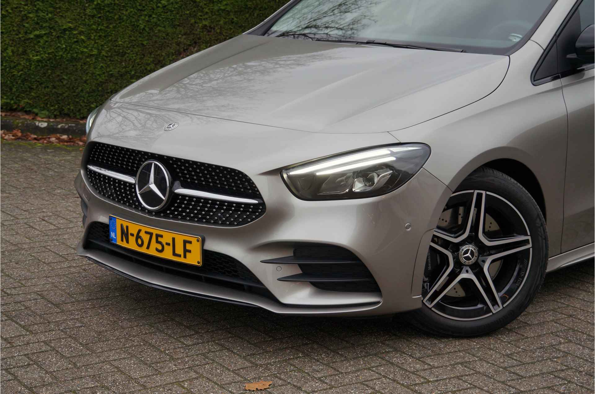 Mercedes-Benz B-Klasse B 250 4M AMG line Night | Widescreen Carplay Camera AR-navi - 37/67